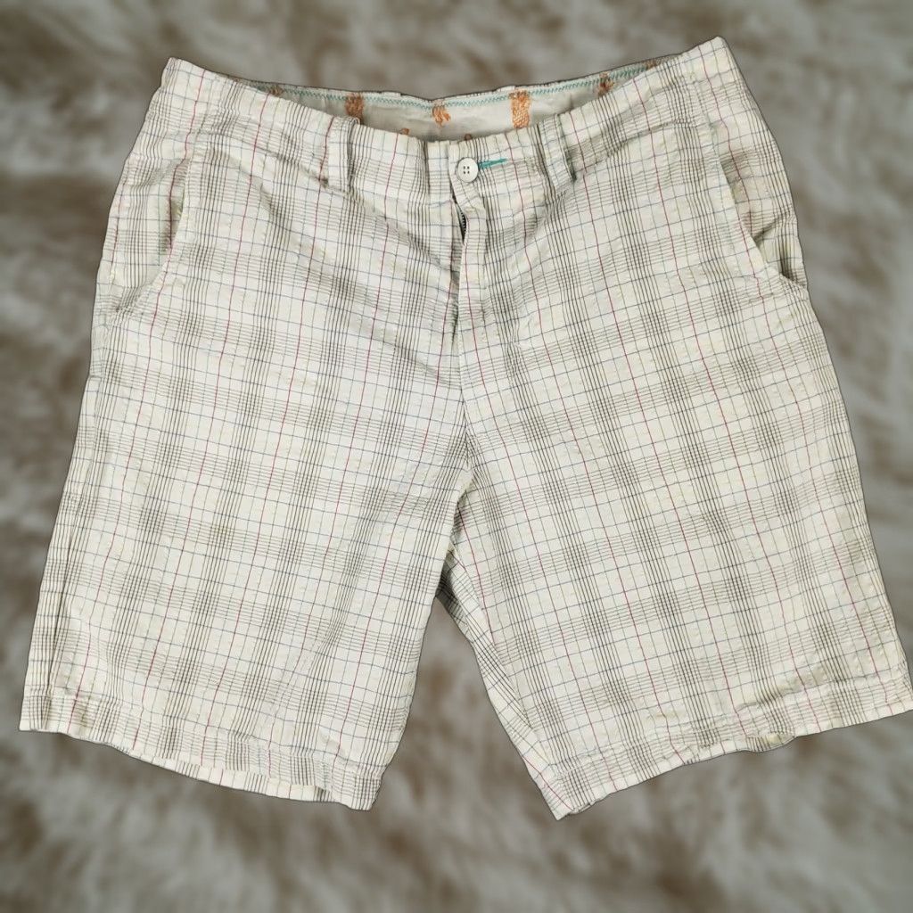 Tommy Bahama VINTAGE Tommy Bahama Men’s Shorts Size 34 Gray Plaid Chino Flat Front Cotton Summer Casual Size US 34 / EU 50 - 1 Thumbnail