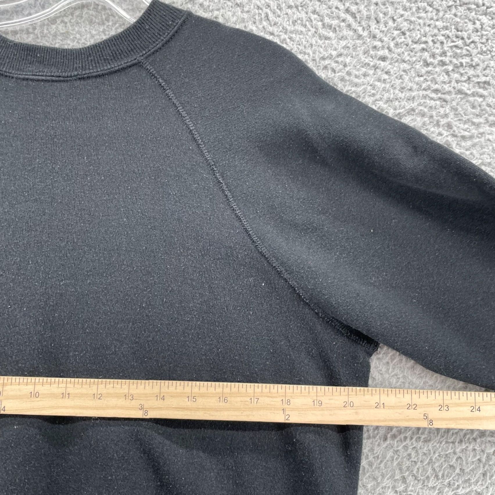 Vintage VINTAGE Bassett-Walker Broncs Sweatshirt Mens Large Black Football Western Rodeo Y2k Fibers Graphic Print Crew Neck Pullover Size US L / EU 52-54 / 3 - 6 Thumbnail