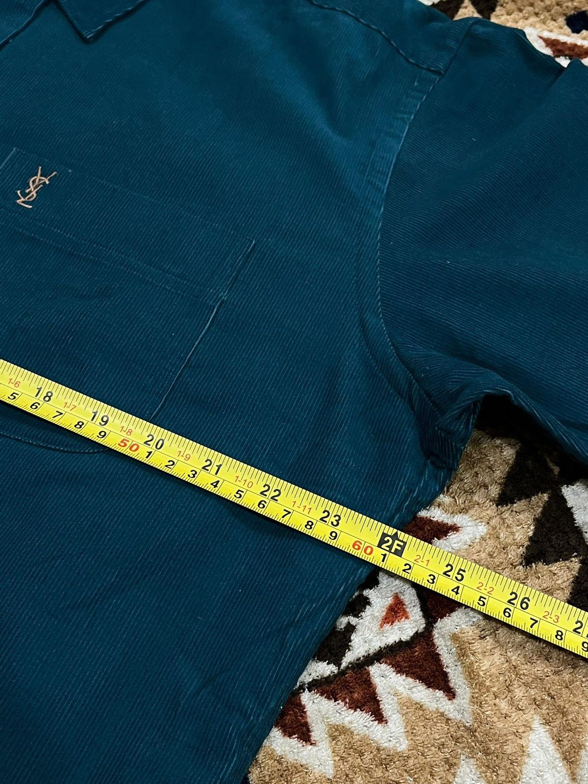 Yves Saint Laurent YSL Dark Green Corduroy Button Shirt Size US L / EU 52-54 / 3 - 4 Thumbnail