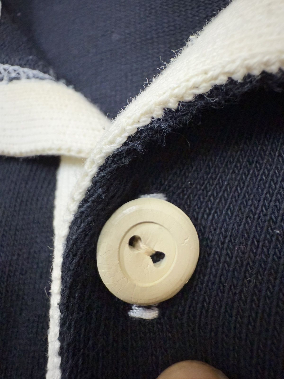 Canterbury of New Zealand Vintage Canterbury of New Zealend Longsleeve Polo Shirt Size US S / EU 44-46 / 1 - 7 Thumbnail