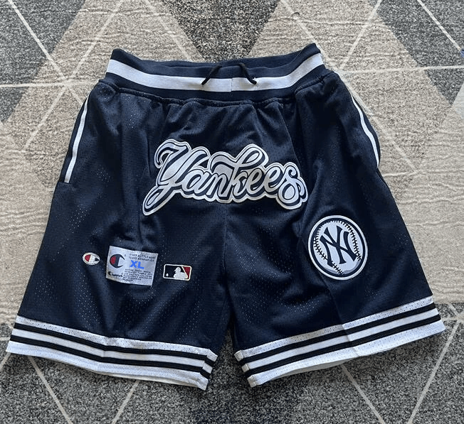 NBA XL New York Yankees Short MLB Pocket Short Size US 36 / EU 52 - 1 Thumbnail