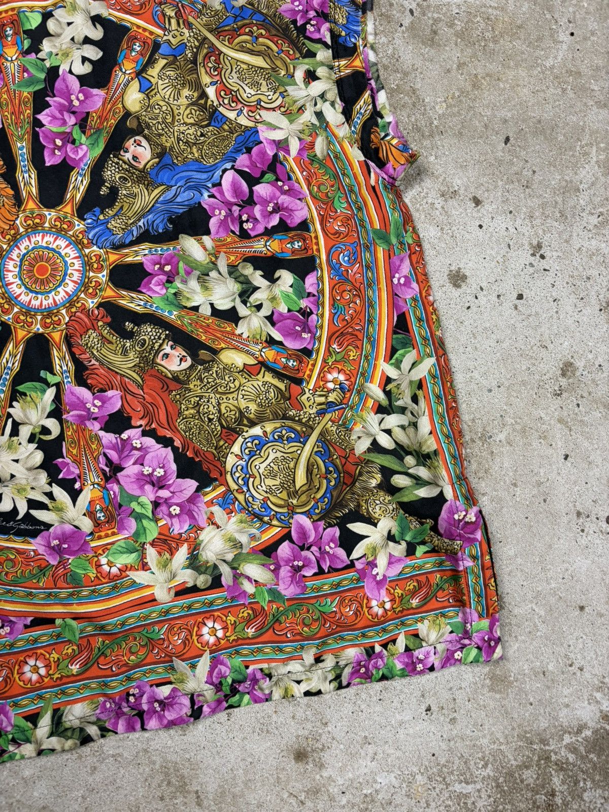 Dolce & Gabbana Dolce & Gabbana Silk Sleeveless Tank Top Multicolor Print Size M / US 6-8 / IT 42-44 - 9 Thumbnail
