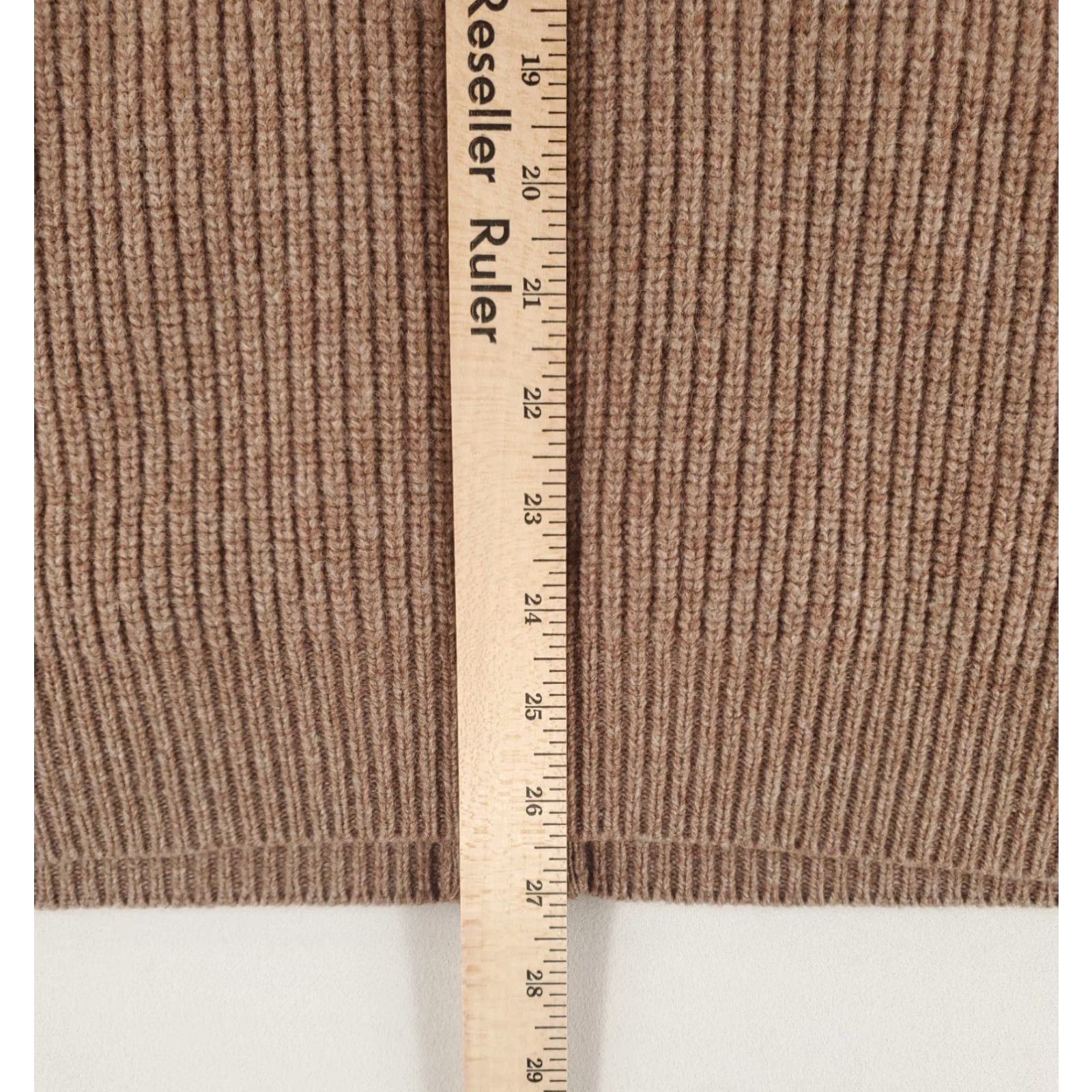 Vintage LL Bean 100% Merino Wool Full Zip Sweater Vest Brown Mens XL Vest Brown Mens XL Merino Wool Full Zip LL Bean Size US XL / EU 56 / 4 - 5 Thumbnail