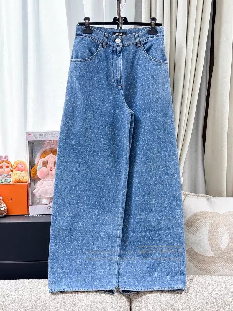 Chanel Chanel 23P early spring hot blue logo full print polk dot Size 25" / US 0 / IT 36 - 1 Thumbnail