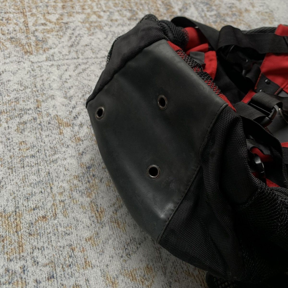 Oakley Vintage Rare Oakley Icon Backpack 1.0 Black Red - Y2K Bag Size ONE SIZE - 10 Thumbnail
