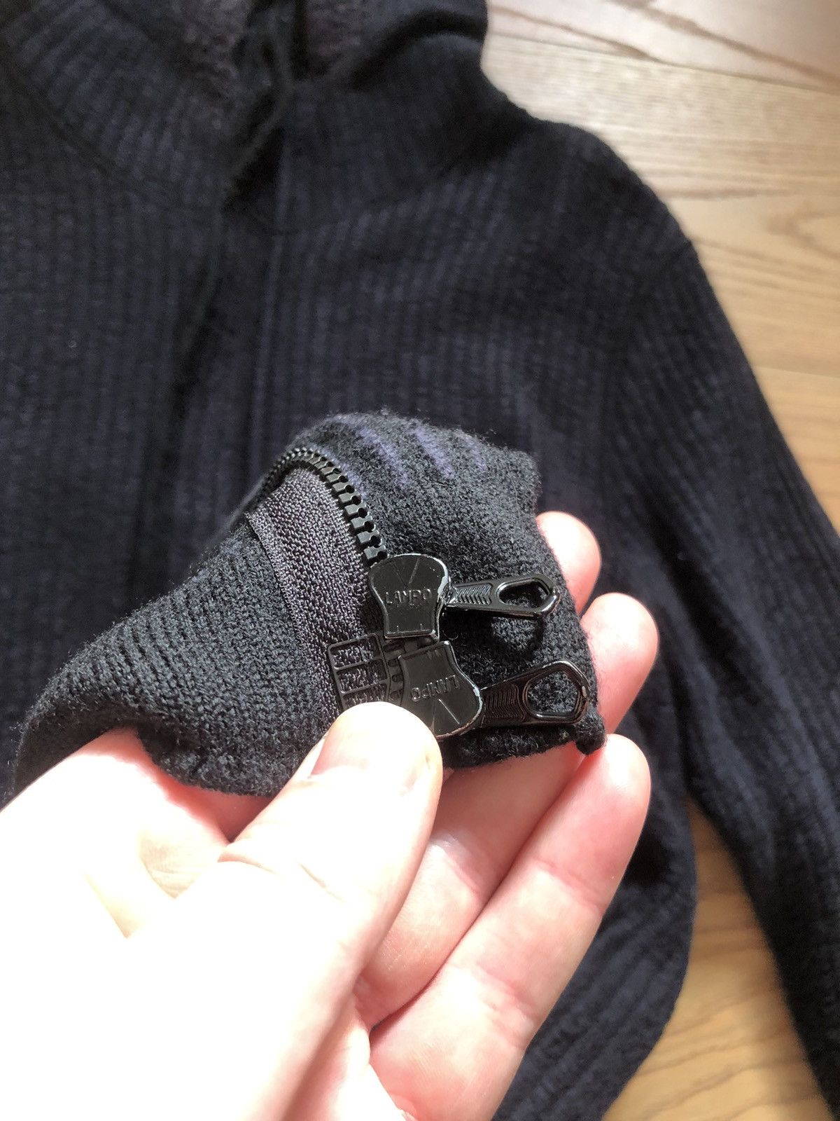 Stone Island × Vintage Stone Island AW04 Knitted Zip-Up Sweater Size US L / EU 52-54 / 3 - 10 Thumbnail