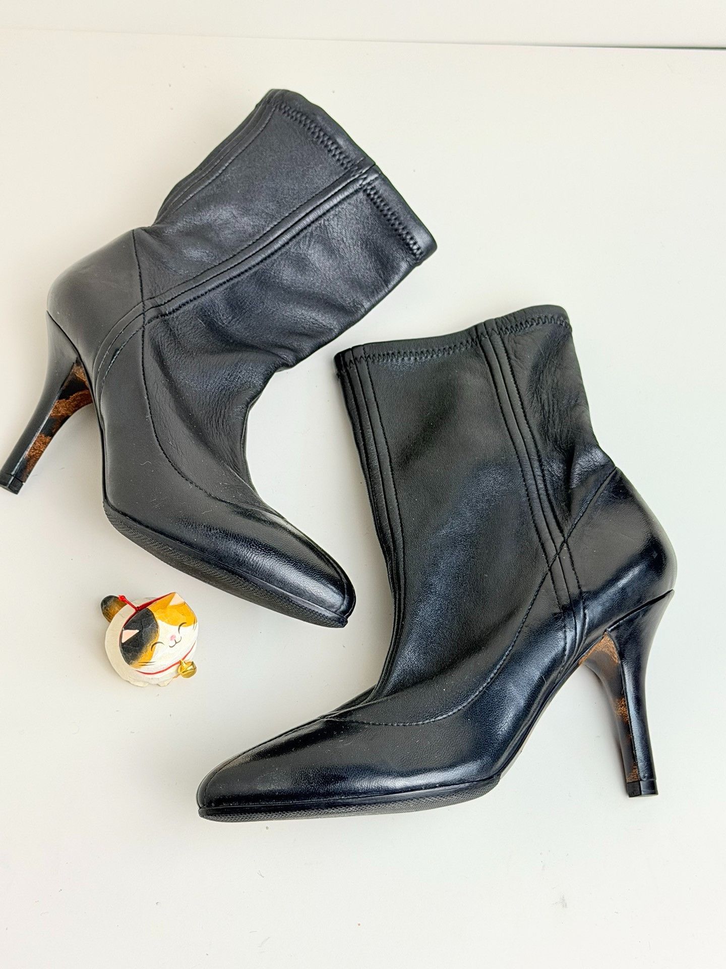 Dolce & Gabbana Dolce & Gabbana Black Boots us_5 Women Size US 5 / IT 35 - 1 Thumbnail