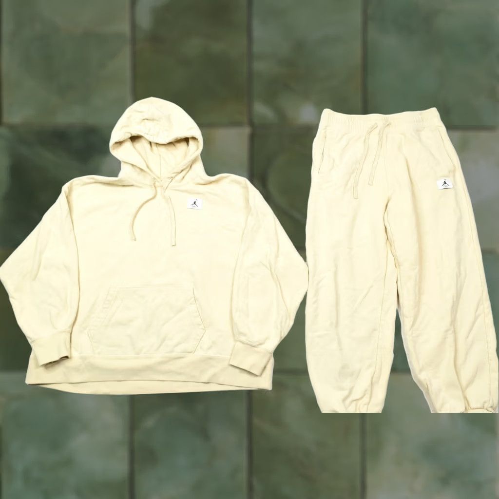 Jordan Brand VINTAGE Jordan Flight Sweatsuit Womens Medium Beach Tan Pullover Relaxed Fit Terry Size M / US 6-8 / IT 42-44 - 1 Thumbnail