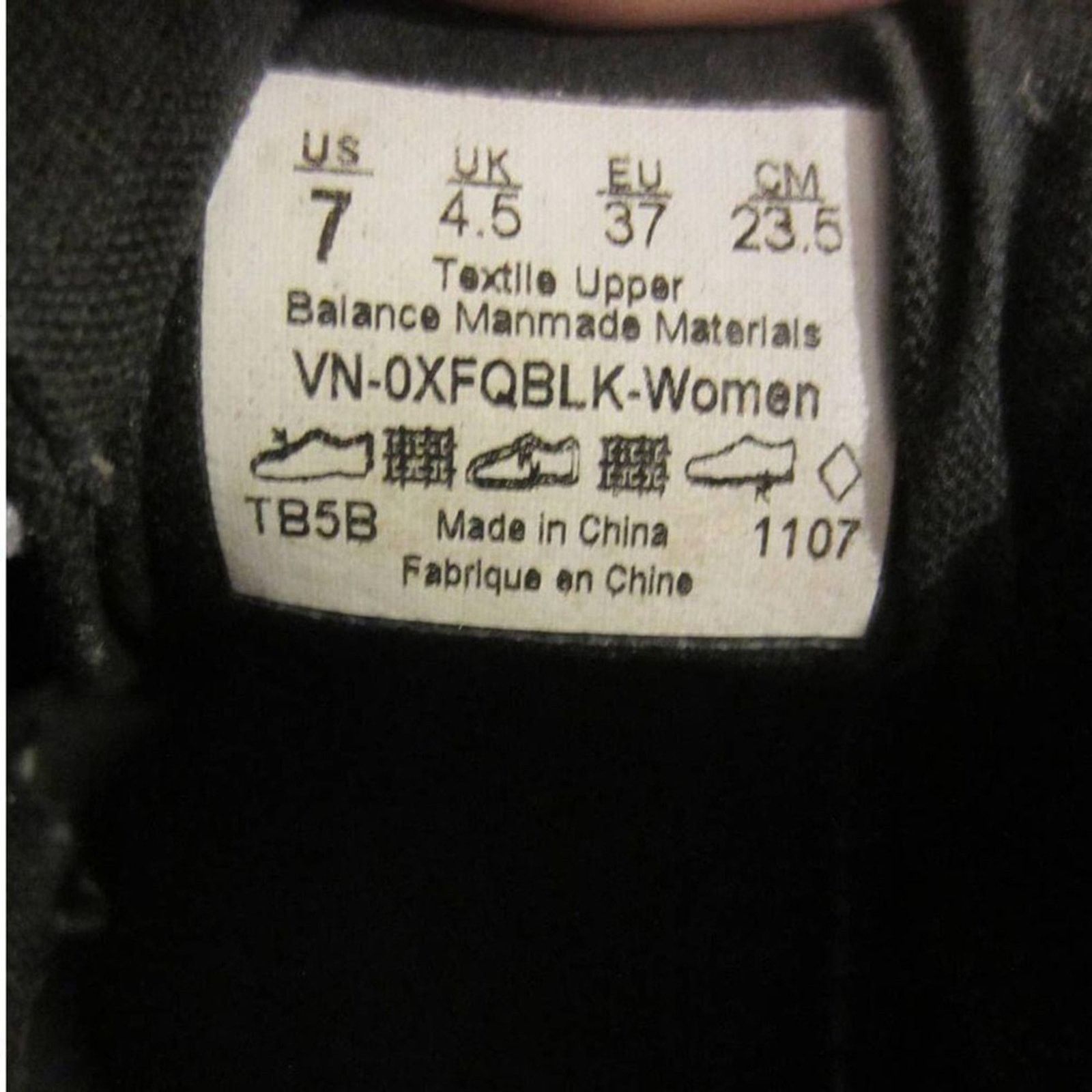 Vans Y2K Streetwear Black Canvas Lace-Up Sneakers VANS Women’s 7 Size US 7 / IT 37 - 10 Thumbnail