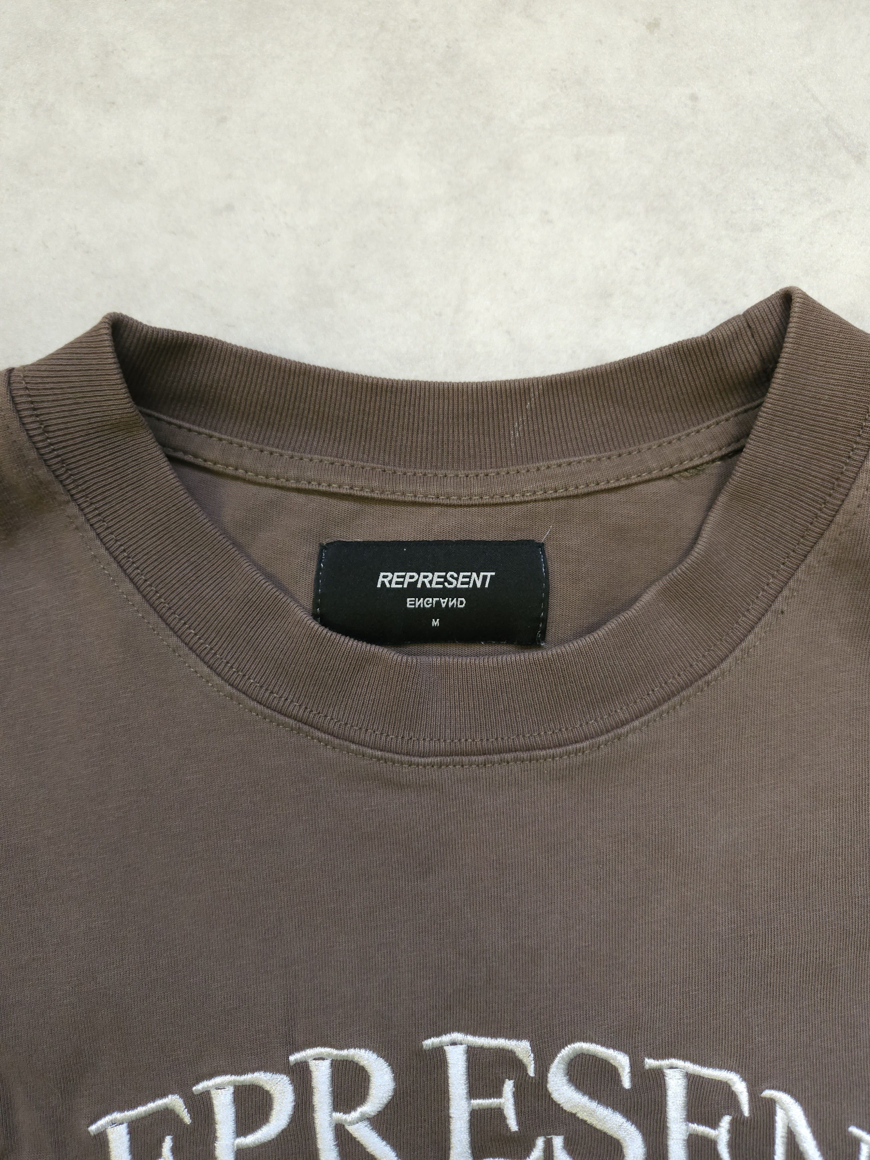 Represent Clo. Represent racing team embroidered logo tee Size US M / EU 48-50 / 2 - 10 Thumbnail