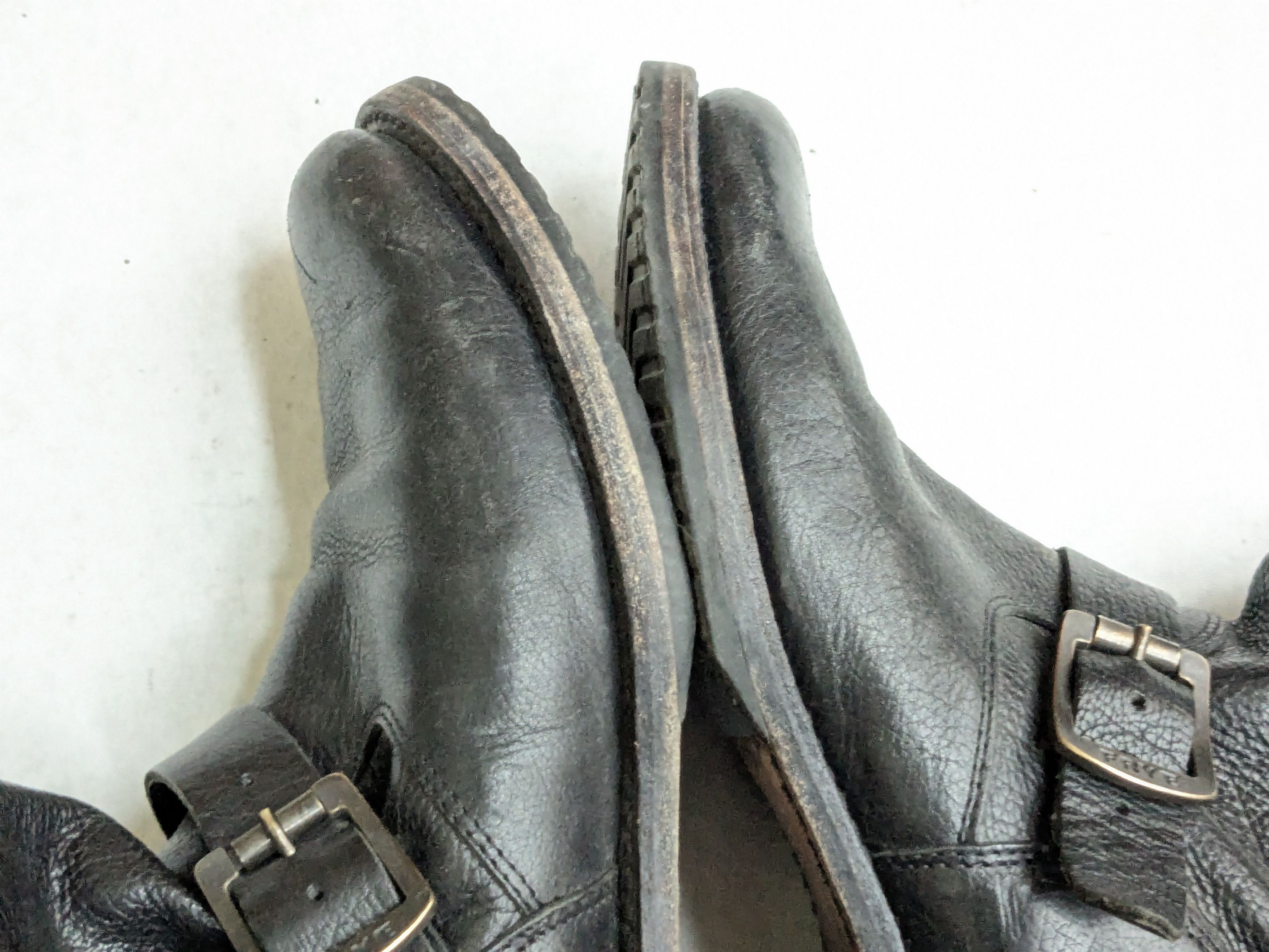 Frye Frye Engineer Boots Black Leather 7 Leather Buckle Size US 7 / EU 40 - 6 Thumbnail