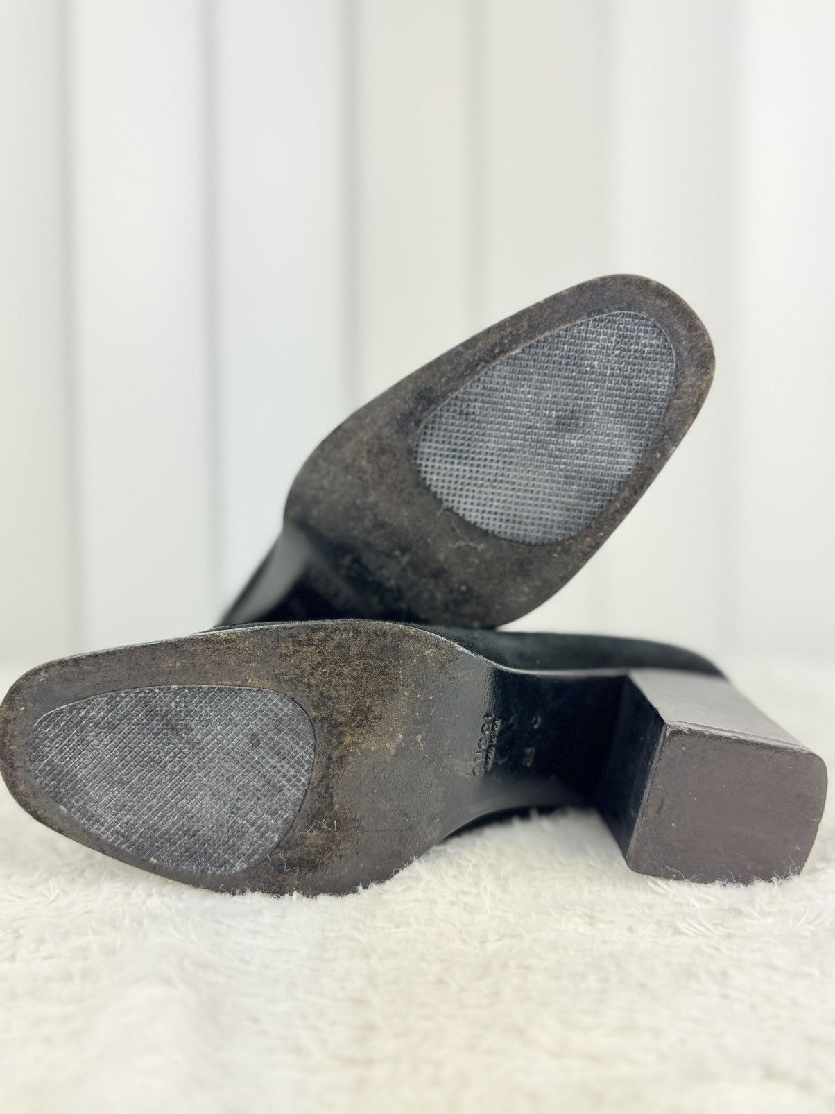 Gucci Gucci black suede block-heel pumps Size US 5 / IT 35 - 6 Thumbnail