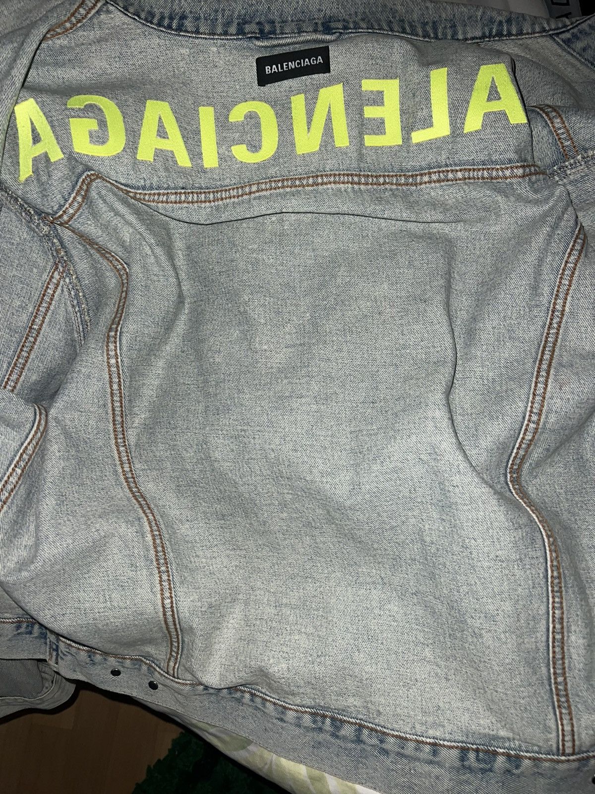 Balenciaga Balenciaga Logo Denim Jacket Size US L / EU 52-54 / 3 - 14 Thumbnail