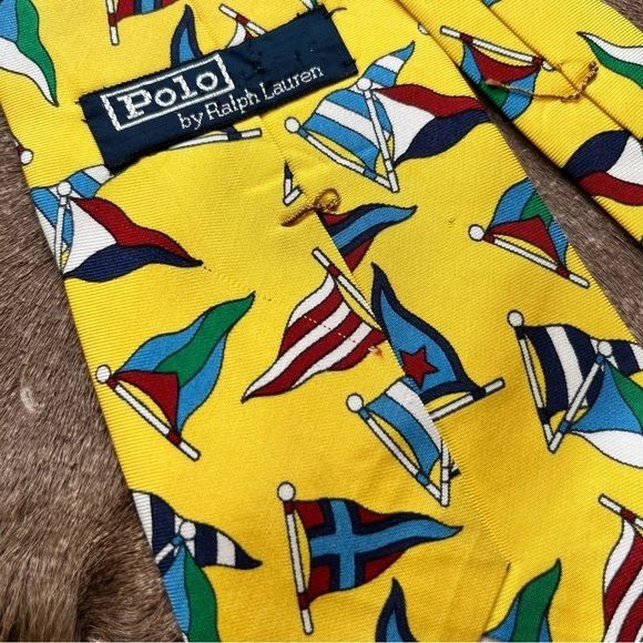 Polo Ralph Lauren × Vintage Polo by Ralph Lauren Yellow Silk Burgee Flags Nautical Tie V Size ONE SIZE - 3 Thumbnail