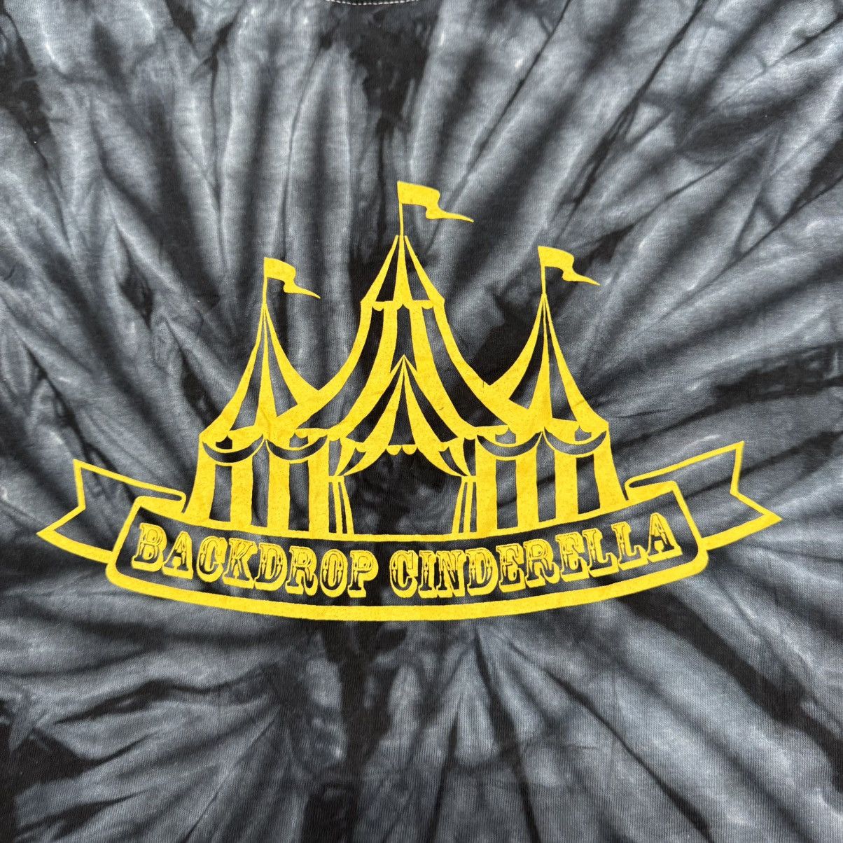 Band Tees Vintage Backdrop Cinderella Shirt. 'Unza Or Die' Size US XL / EU 56 / 4 - 11 Thumbnail
