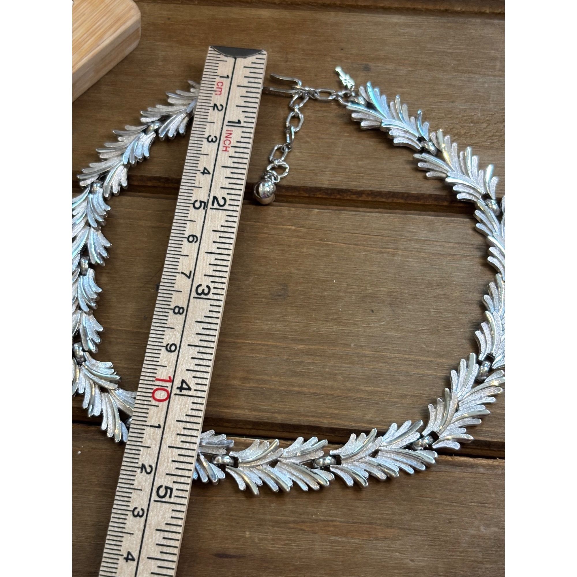 Other Vintage Crown Trifari Silver Leaf Necklace Size ONE SIZE - 6 Thumbnail