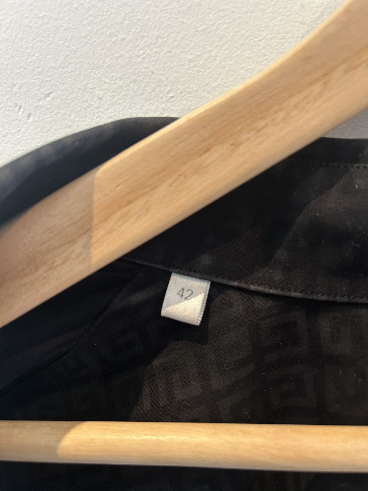 Givenchy Givenchy Motif Zip Up Shirt (see description) Size US XS / EU 42 / 0 - 7 Thumbnail