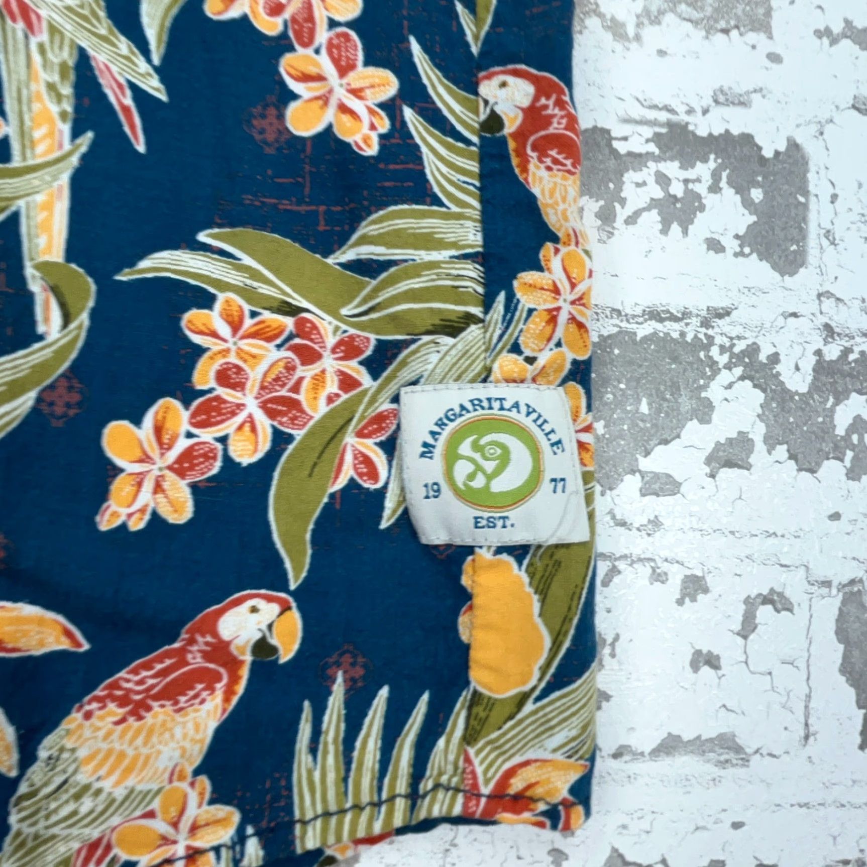 Vintage Margaritaville Shirt Men XL Blue Orange Button Up Hawaiian Jimmy Buffet Rayon Mens Size US XL / EU 56 / 4 - 3 Thumbnail