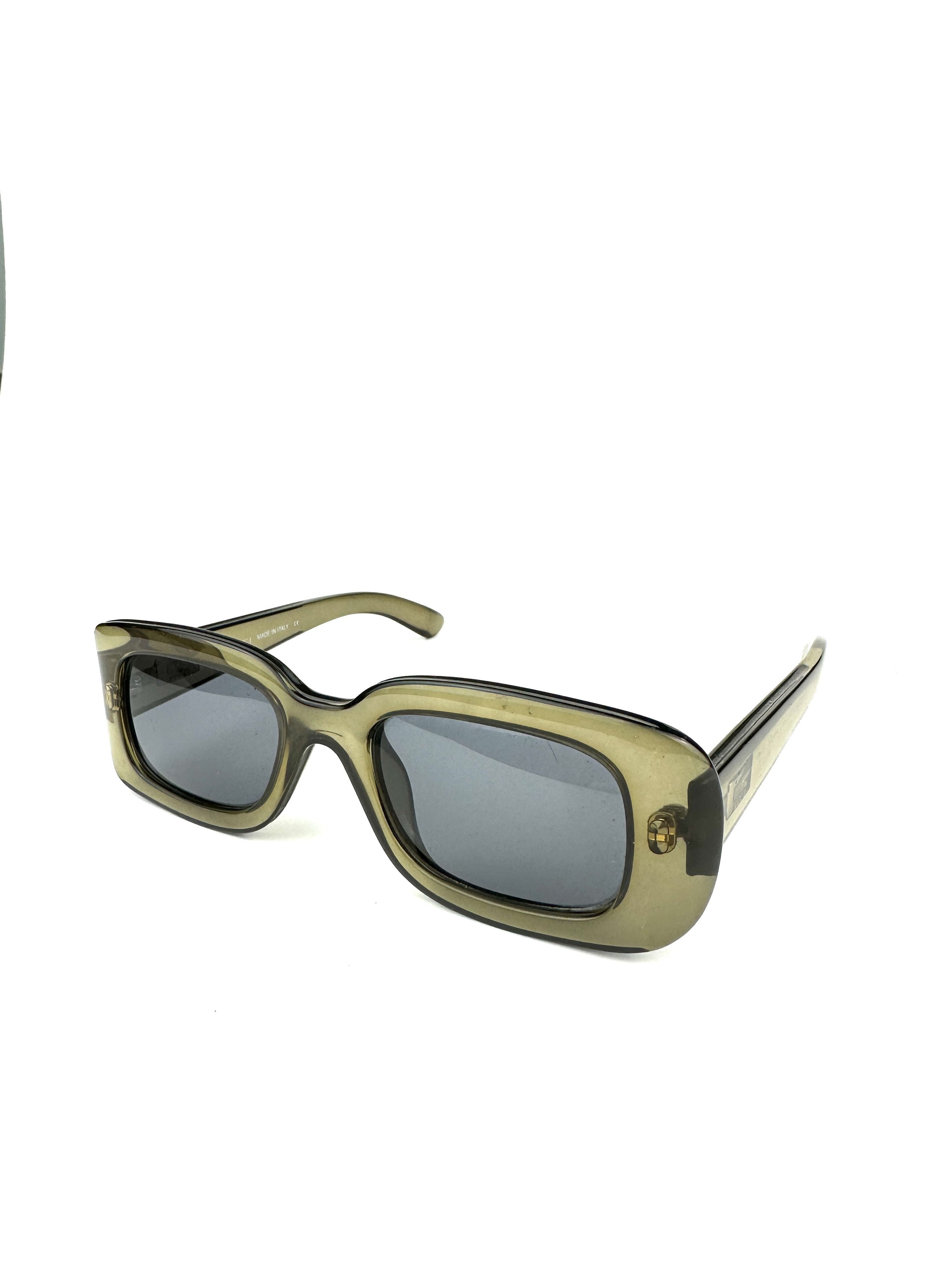 Gucci Gucci 2431 Oversized Square Sunglasses Size ONE SIZE - 4 Thumbnail