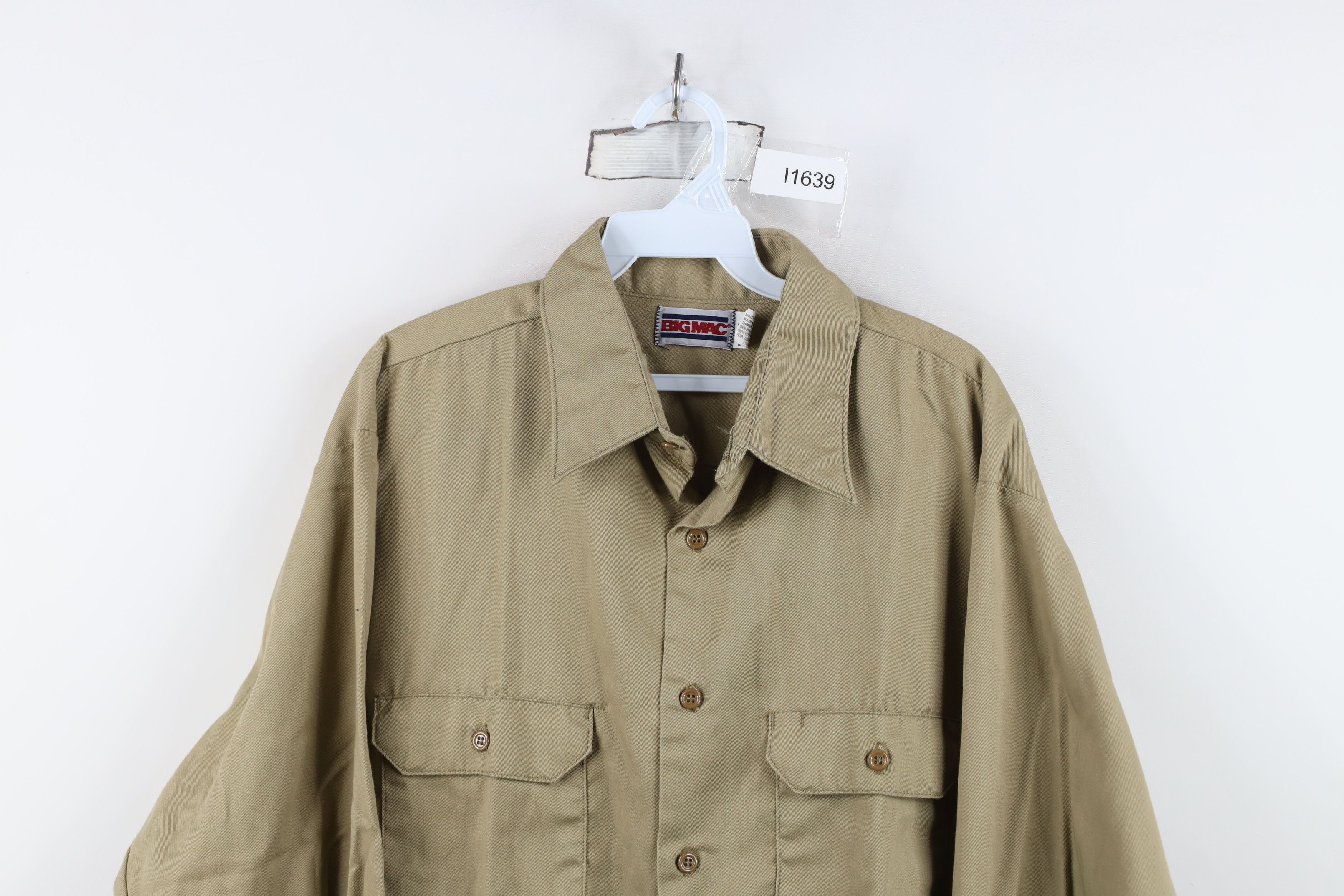 Vintage Vintage 70s Big Mac Workwear Collared Button Shirt USA Size US L / EU 52-54 / 3 - 2 Thumbnail