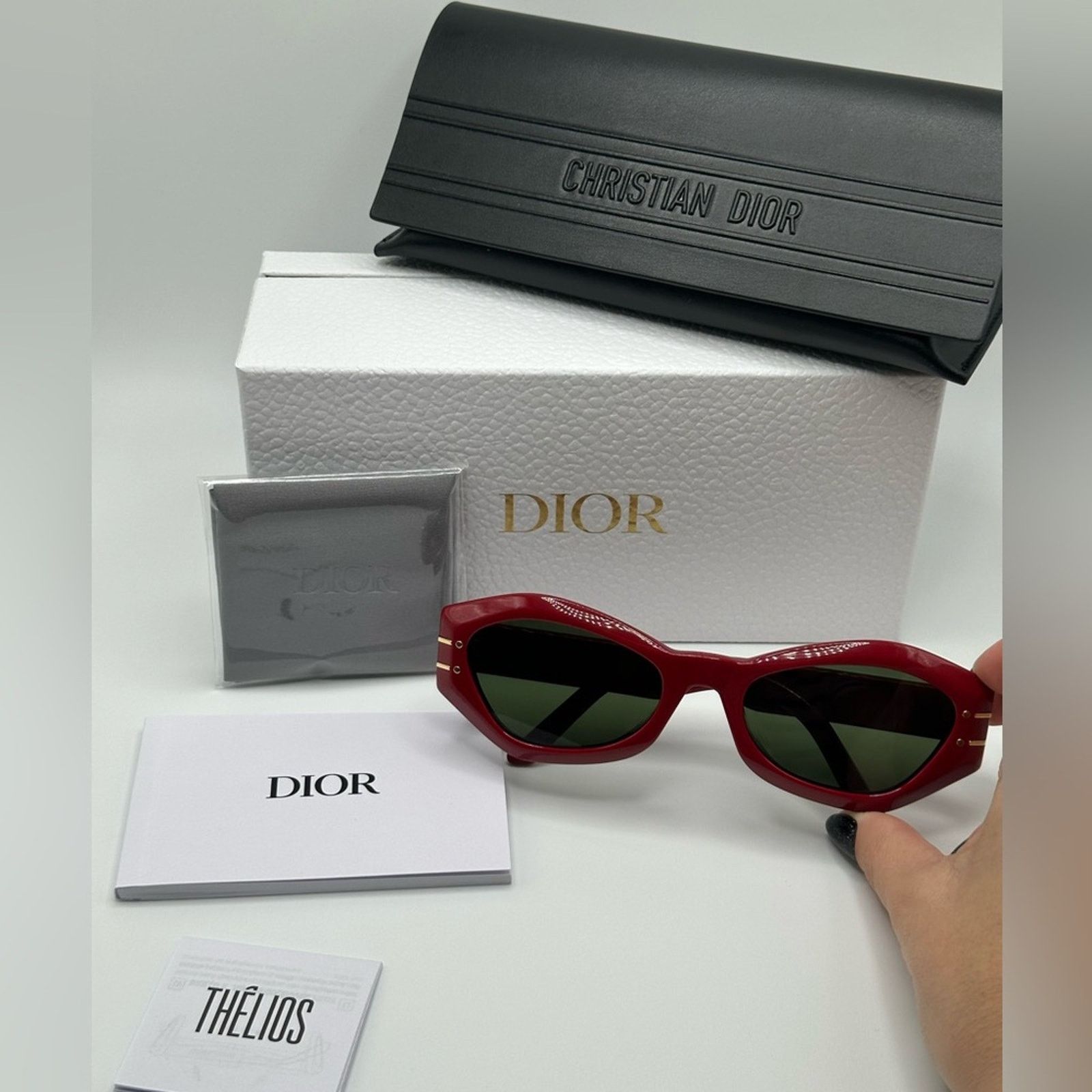 Dior DIOR Sunglasses CD40058U 66N DiorSignatureB1U Red/GreenWomen Size ONE SIZE - 12 Thumbnail