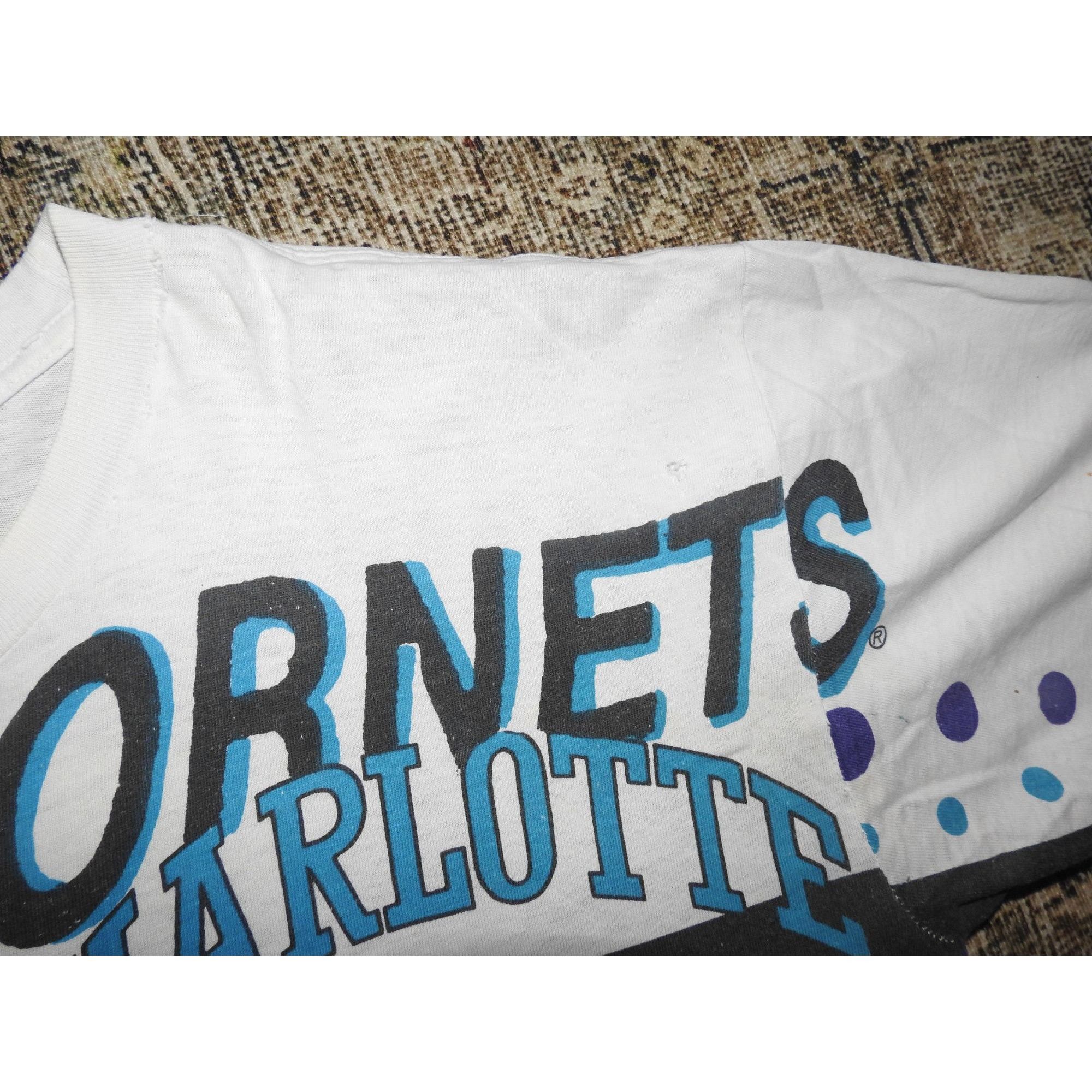Other Vintage 90s Charlotte Hornets Magic Johnson Single Stitch T- Size US M / EU 48-50 / 2 - 5 Thumbnail