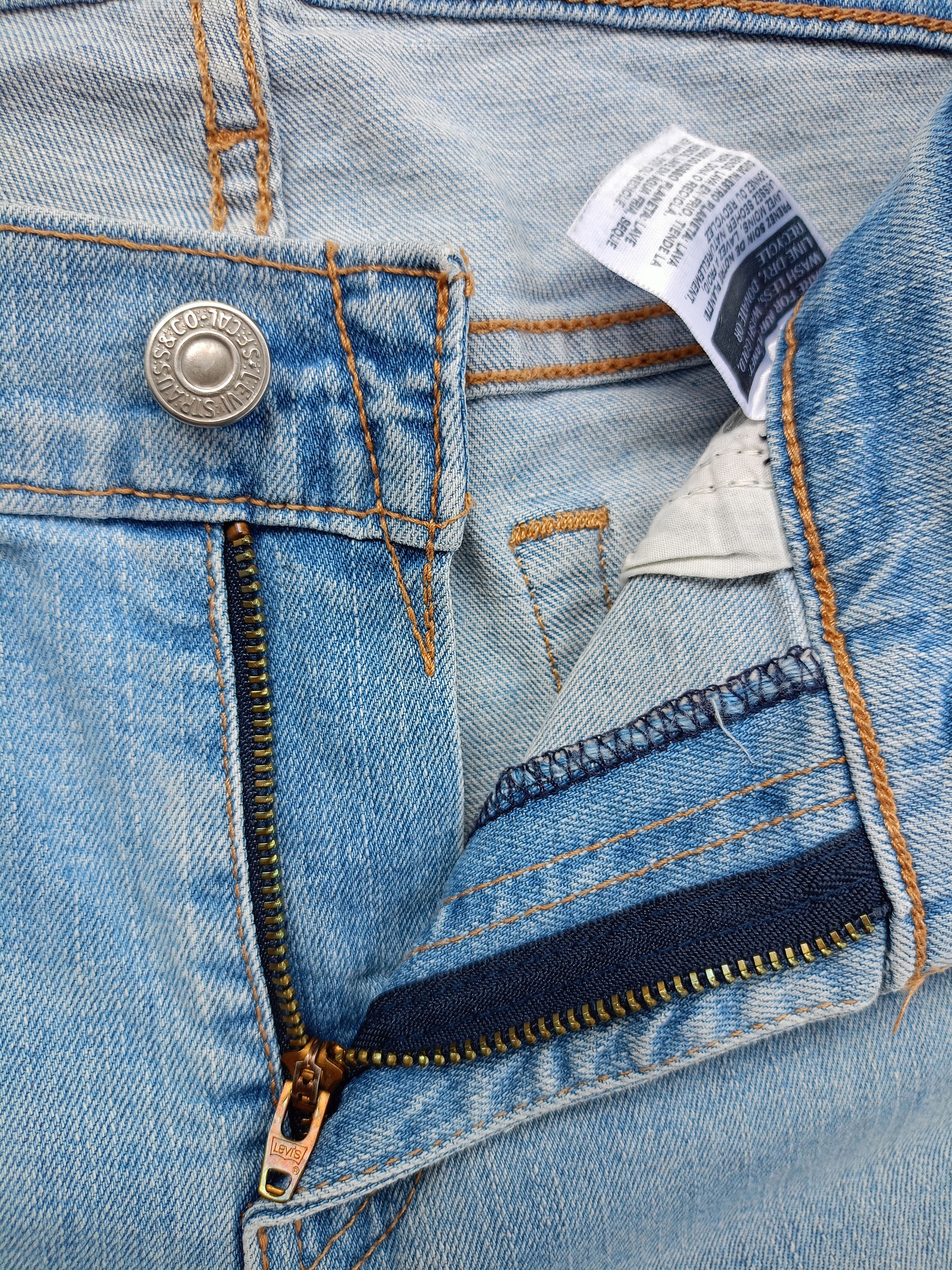 Levi's Levi's Borrowed from The Boys Light Blue Distressed Denim Size 30" / US 8 / IT 44 - 11 Thumbnail