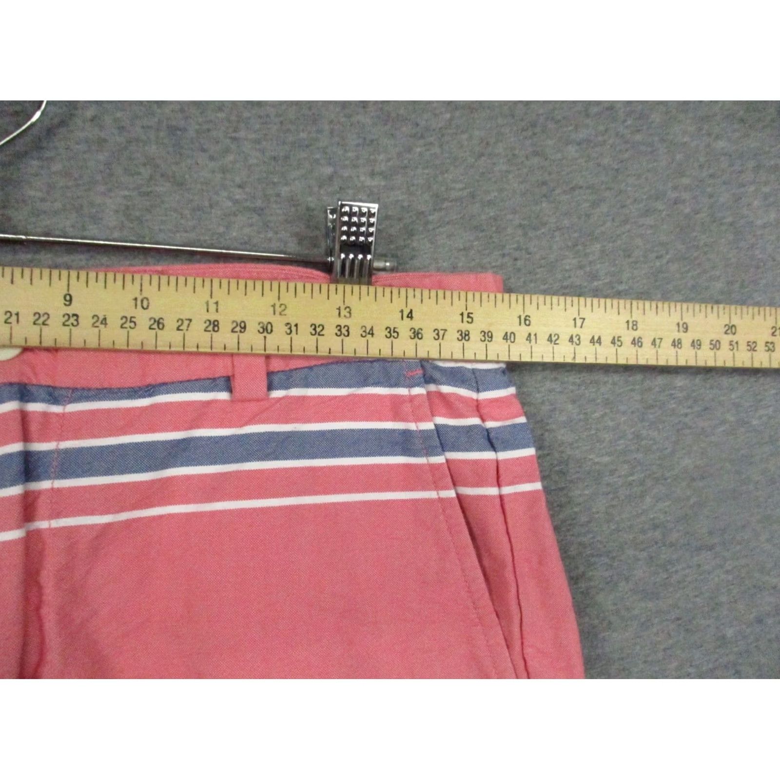 Vineyard Vines Vineyard Vines Shorts Men 32 Flat Front Breaker Short Salmon Blue Stripe Size US 32 / EU 48 - 4 Thumbnail