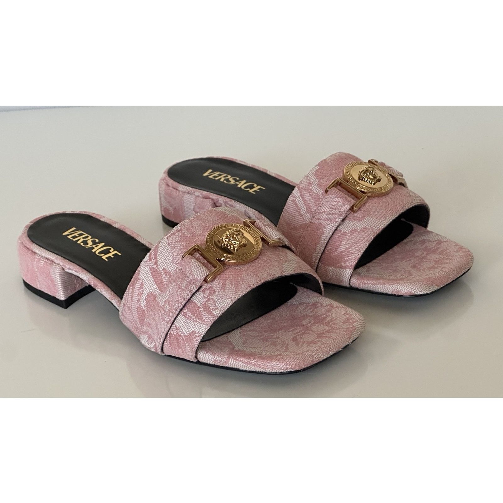 Versace VERSACE Women's Medusa Head Baby Pink Sandals 7 US 1014748 Size US 7 / IT 37 - 1 Thumbnail