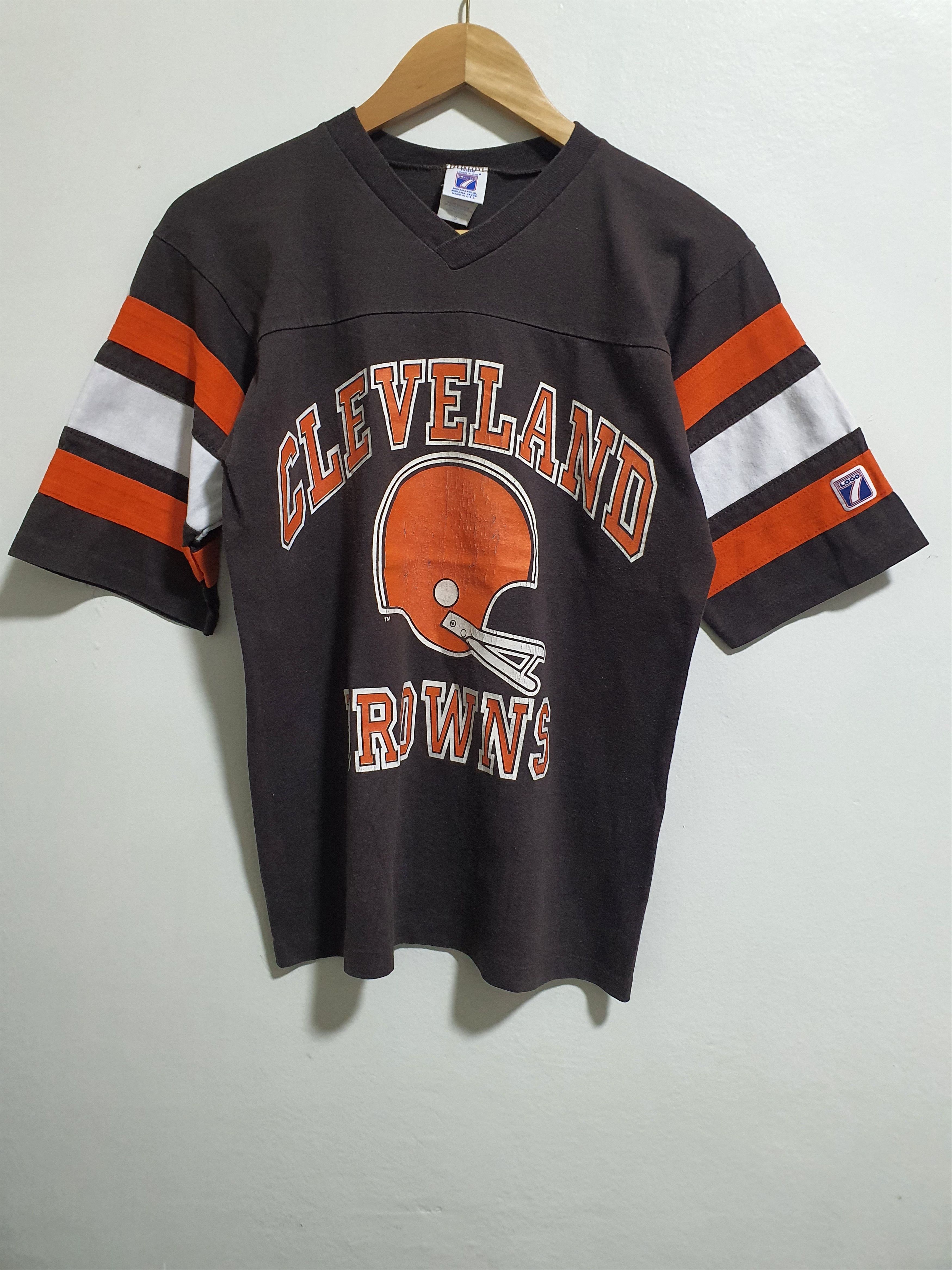 Logo 7 × Vintage VINTAGE CLEVELAND LOGO 7 18.5/25.5 V-NECK SHIRT Size US S / EU 44-46 / 1 - 2 Thumbnail