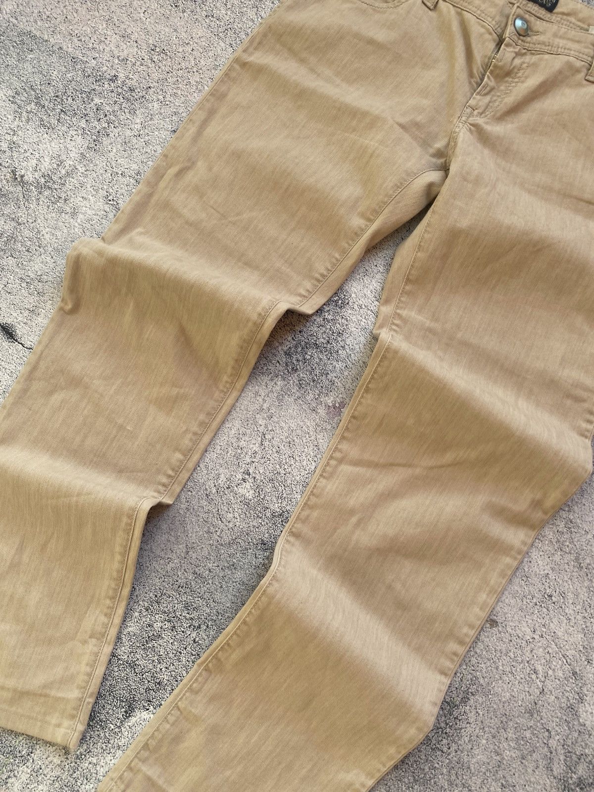 Emporio Armani Vintage Rare Emporio Armani Hype Metal Logo Y2K Jeans Size US 32 / EU 48 - 16 Thumbnail