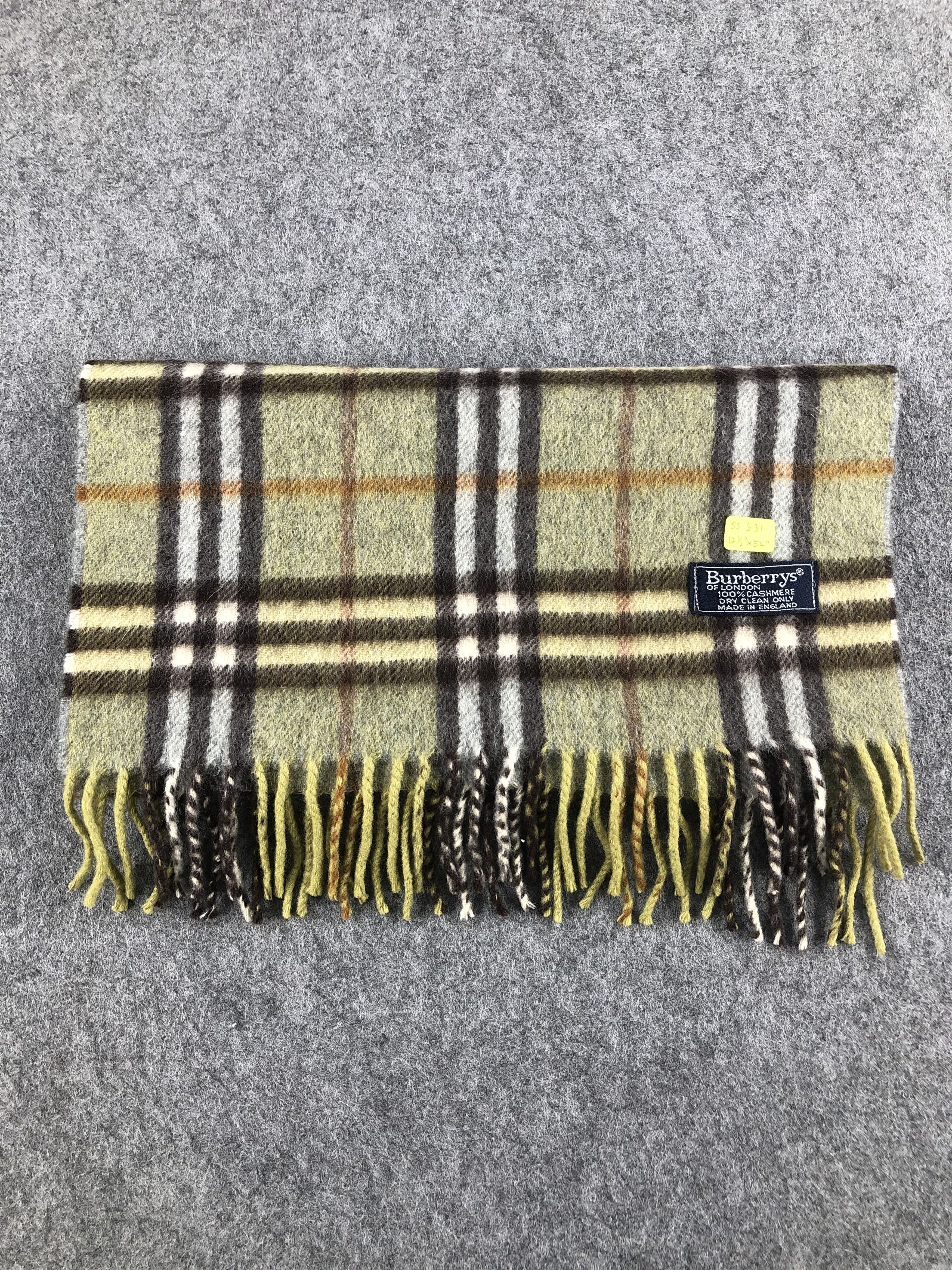 Burberry Burberry Scarf / Muffler / Neckwear Size ONE SIZE - 6 Thumbnail