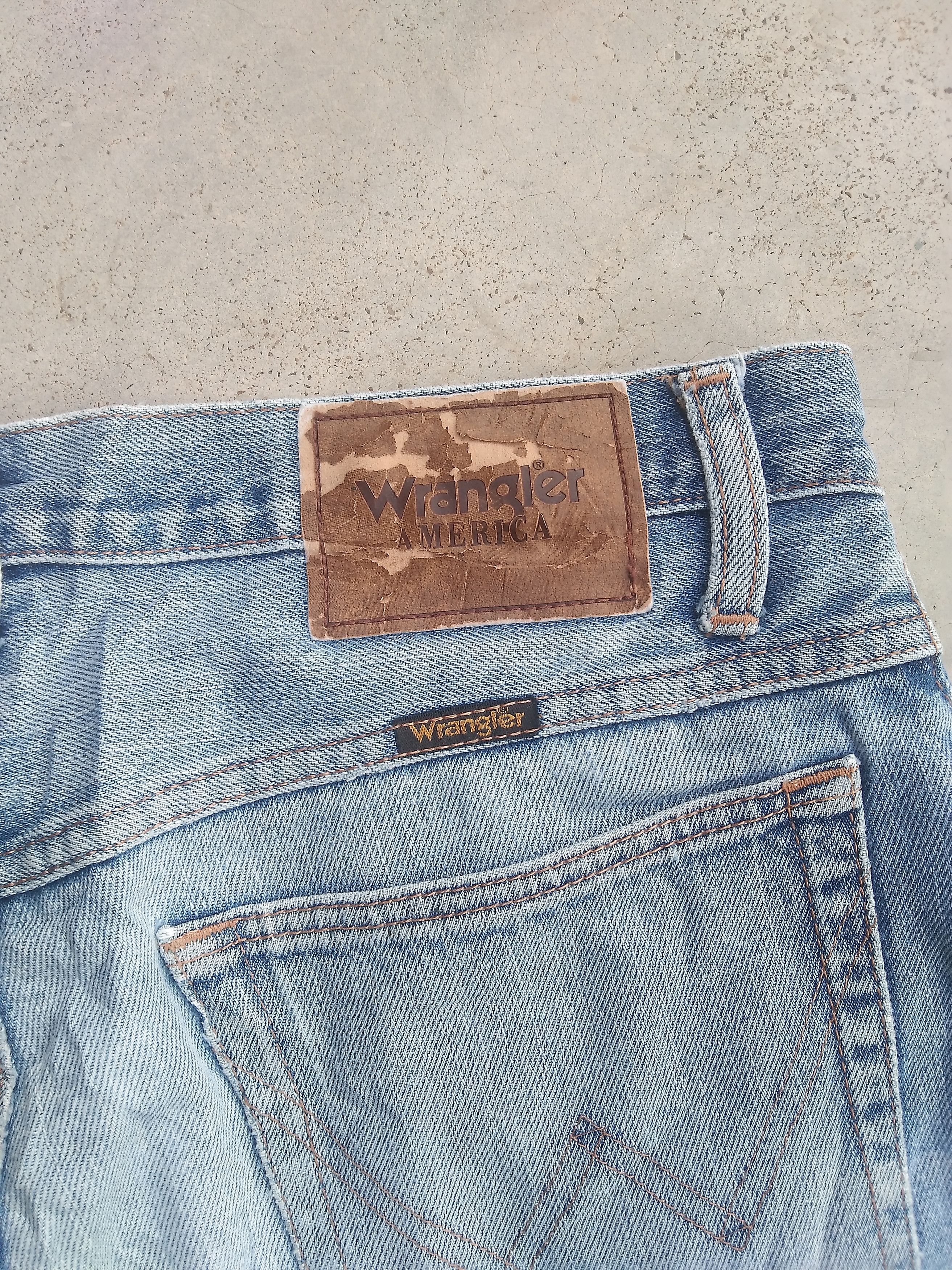 Japanese Brand 90s Vintage Distressed Wrangler Faded Blue Jeans 32x32 Size US 32 / EU 48 - 5 Thumbnail