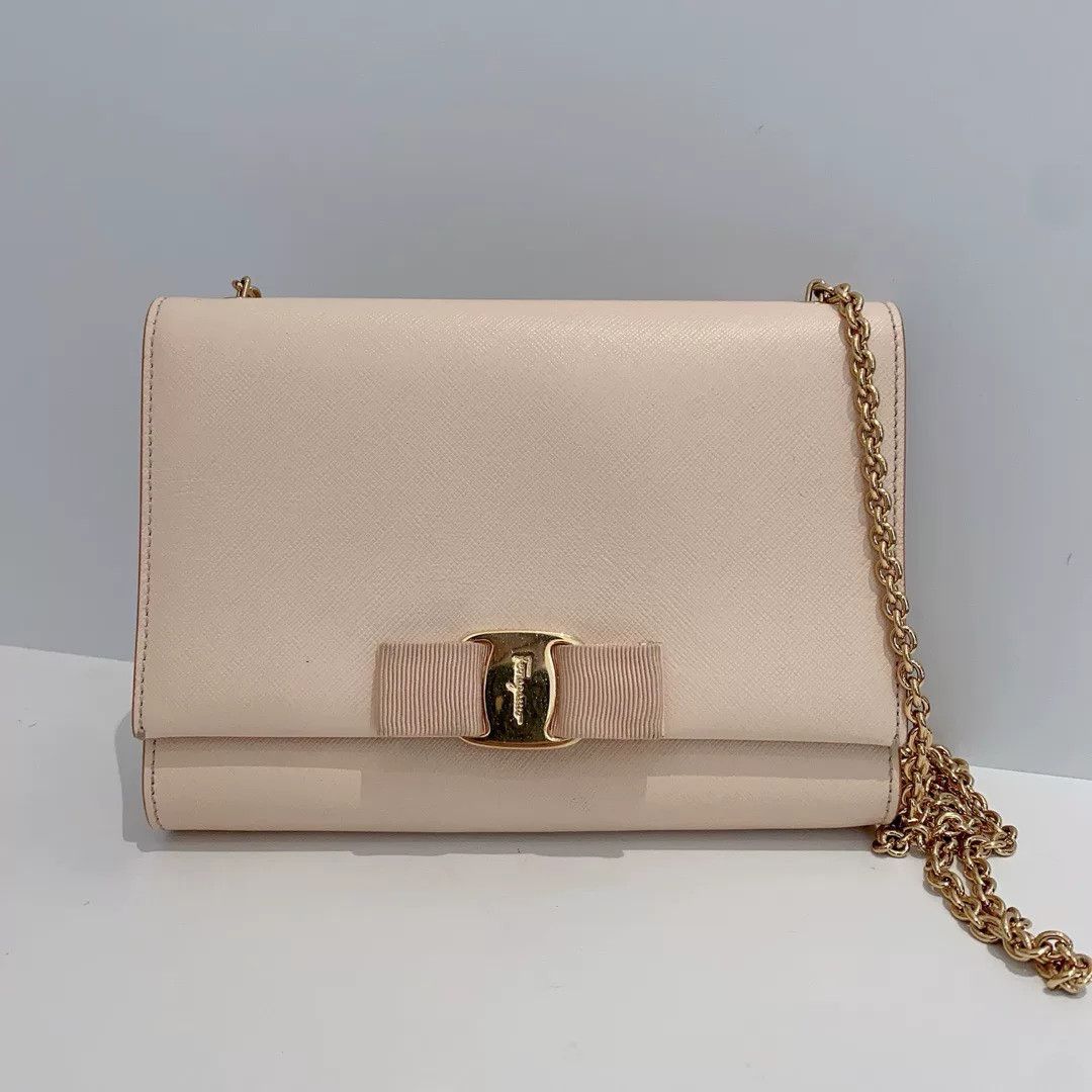 Salvatore Ferragamo Pre-loved Bag Very good condition Size ONE SIZE - 1 Thumbnail