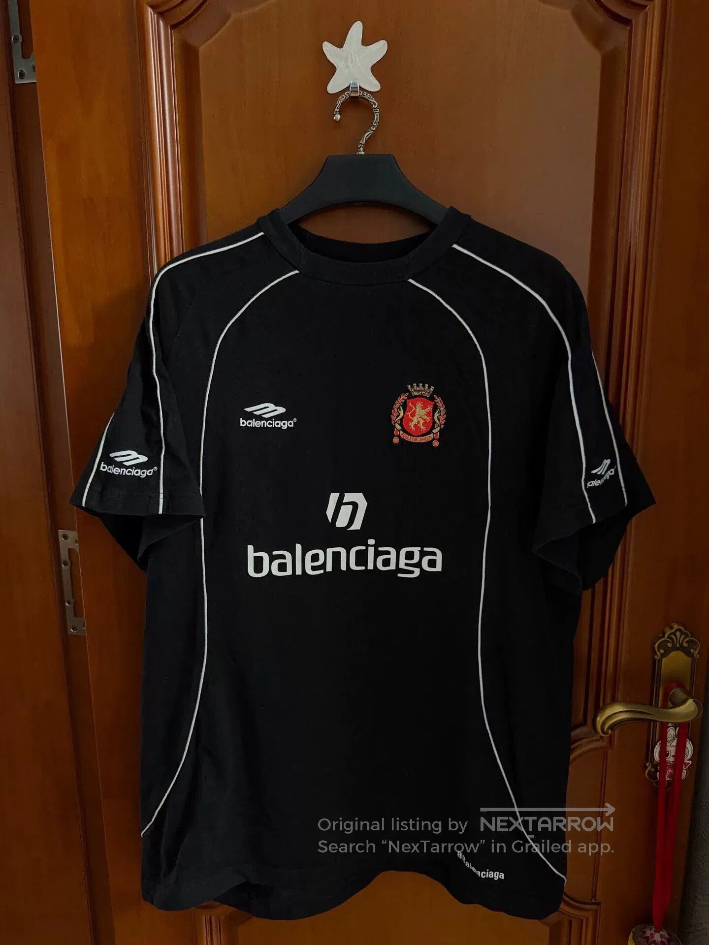 Balenciaga balenciaga paris limited short sleeve shirt. Size US L / EU 52-54 / 3 - 1 Thumbnail
