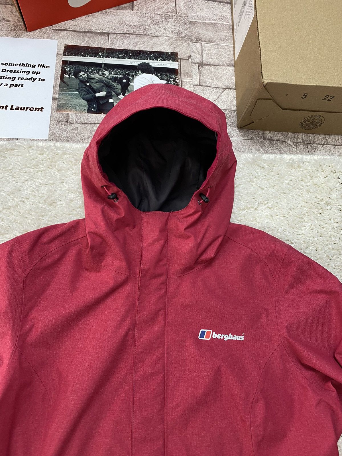 Berghaus × Japanese Brand Berghaus Women's Elara Waterproof Jacket Size S / US 4 / IT 40 - 7 Thumbnail