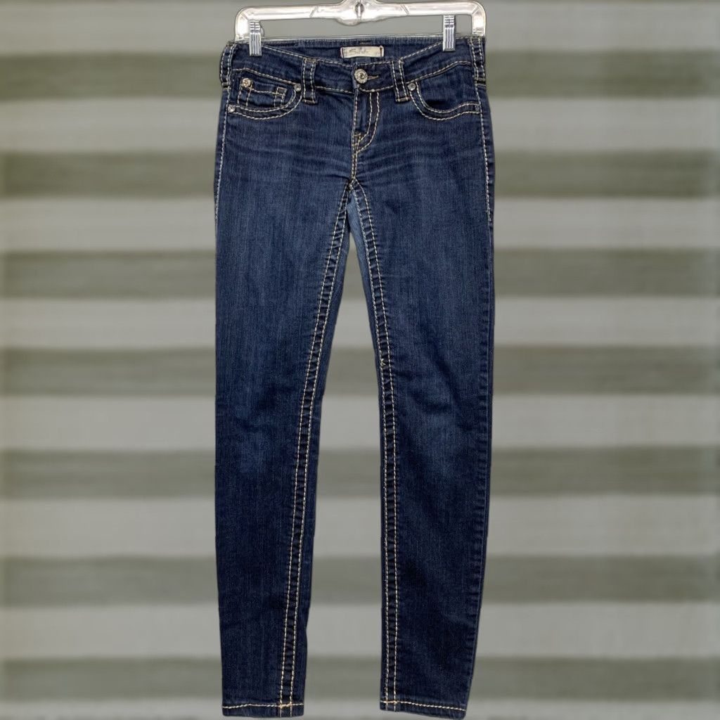 Silver Jeans Co. Silver Jeans Juniors Jeans Slim 27x31 Blue Denim 5-Pocket Gem Accents Thick Gold Stitching Womens/Teens Size 27" / US 4 / IT 40 - 1 Thumbnail