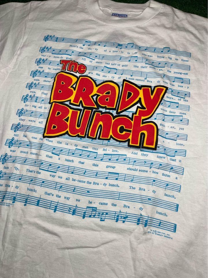 Other Vintage Brady Bunch T-shirt Size L Size US L / EU 52-54 / 3 - 2 Thumbnail