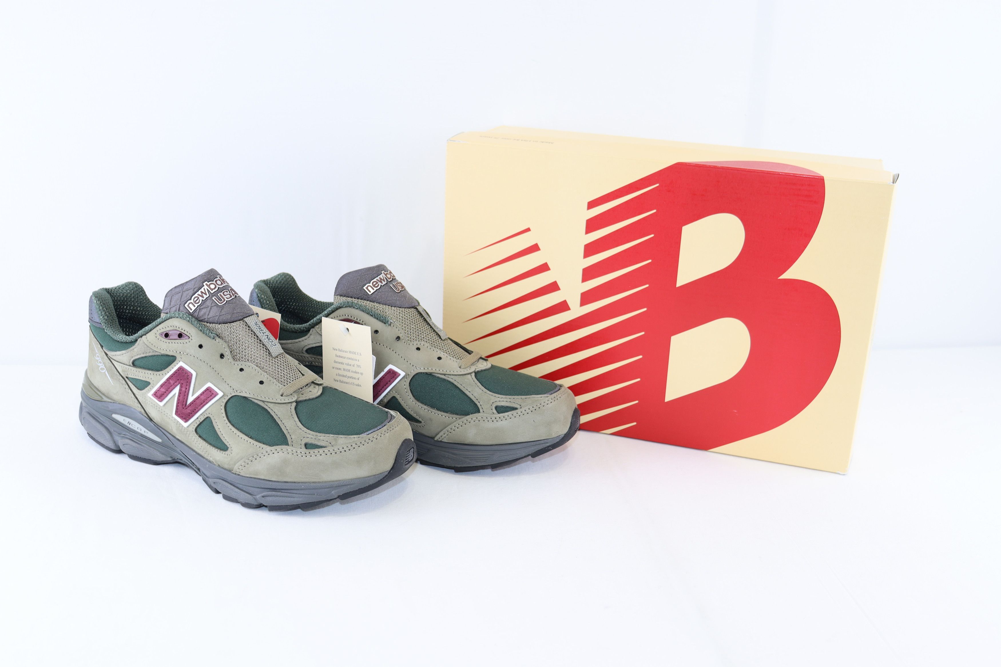 New Balance o1rshd1 990 V3 sneakers in Green/Purple Size US 10 / EU 43 - 1 Thumbnail