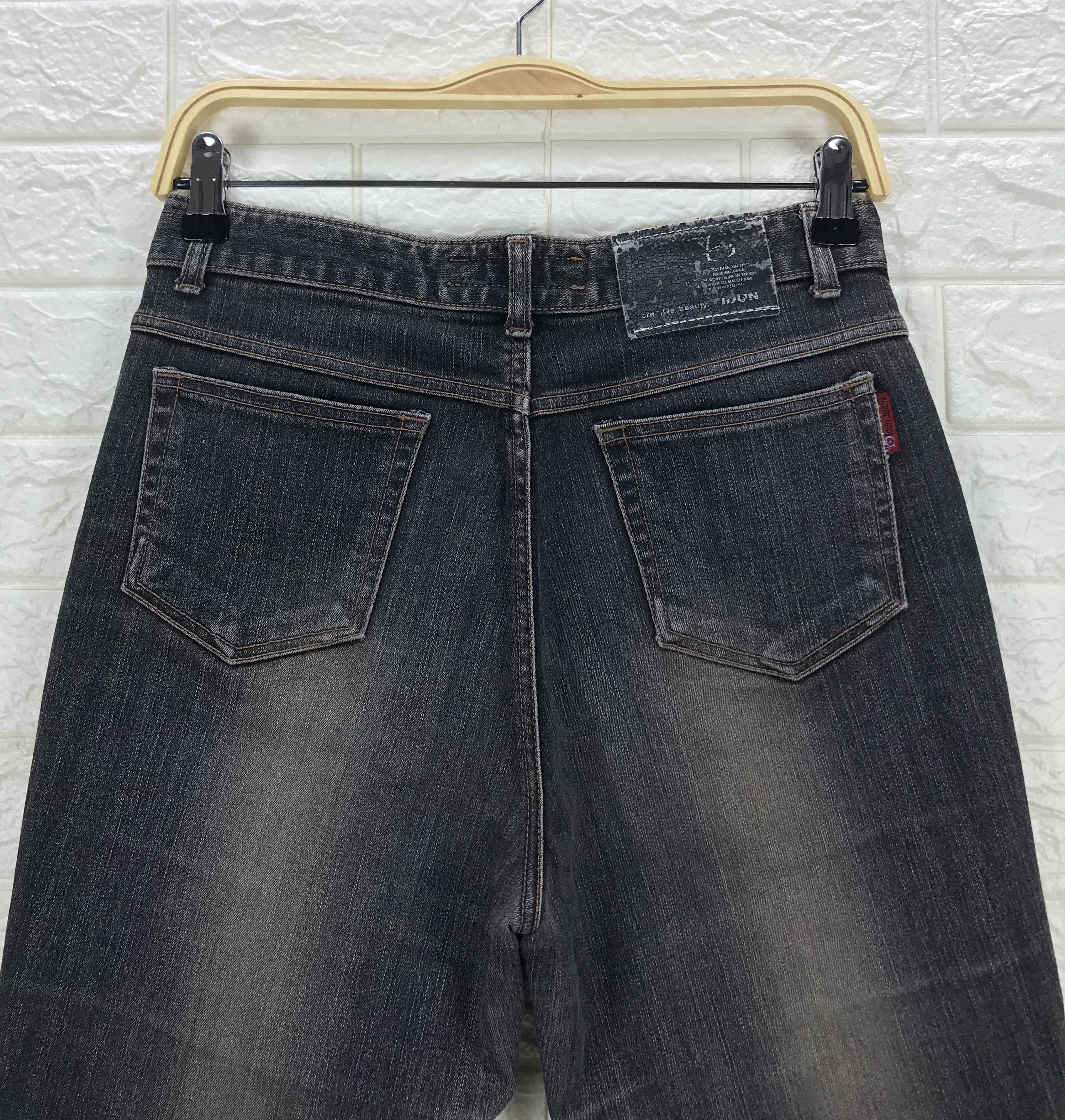 Japanese Brand Vintage Japanese Embroidered Art Bell Bottom Flare Jeans Size 29" - 6 Thumbnail