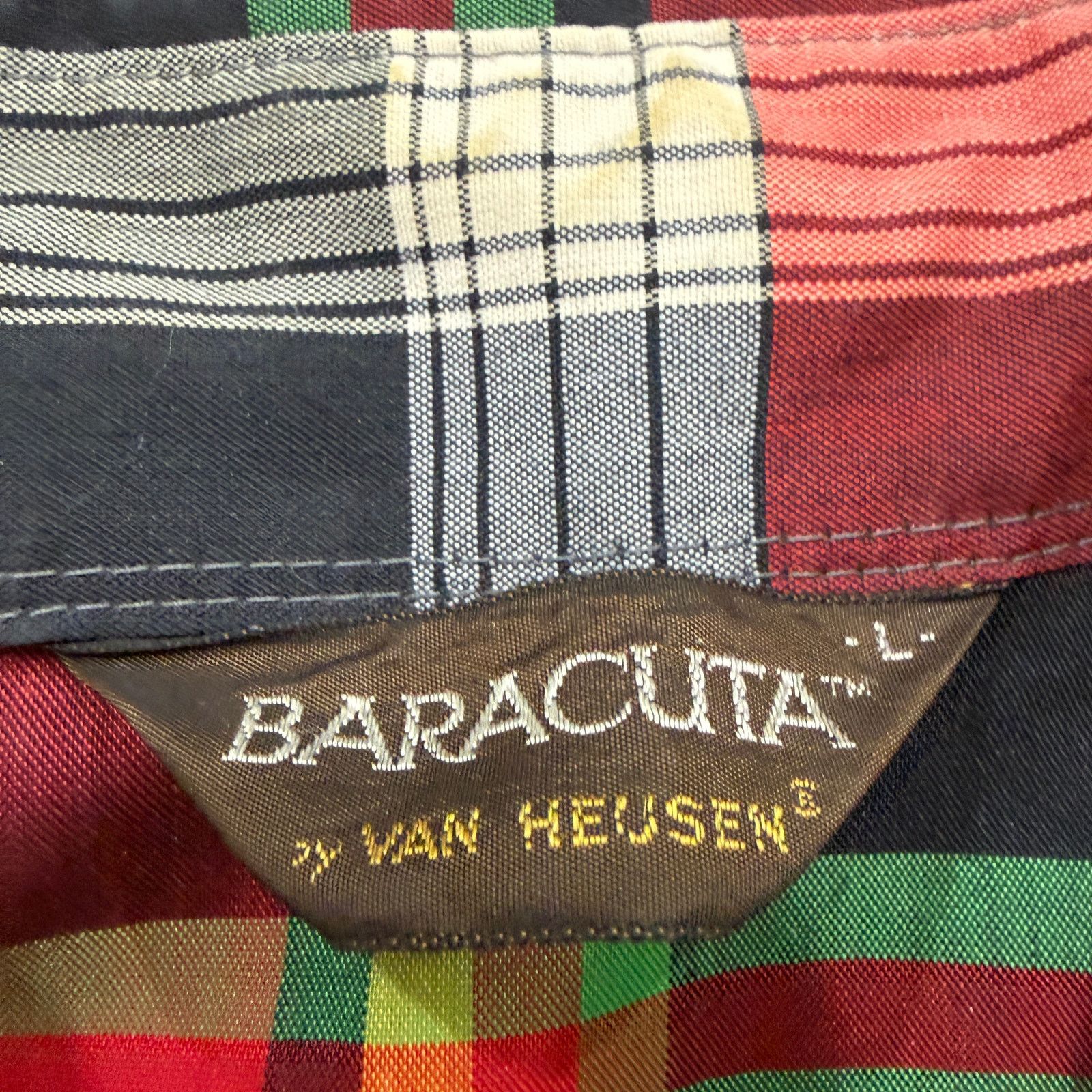 Vintage Vintage Baracuta by Van Heusen Button Shirt Men's Large Red Size US L / EU 52-54 / 3 - 5 Thumbnail