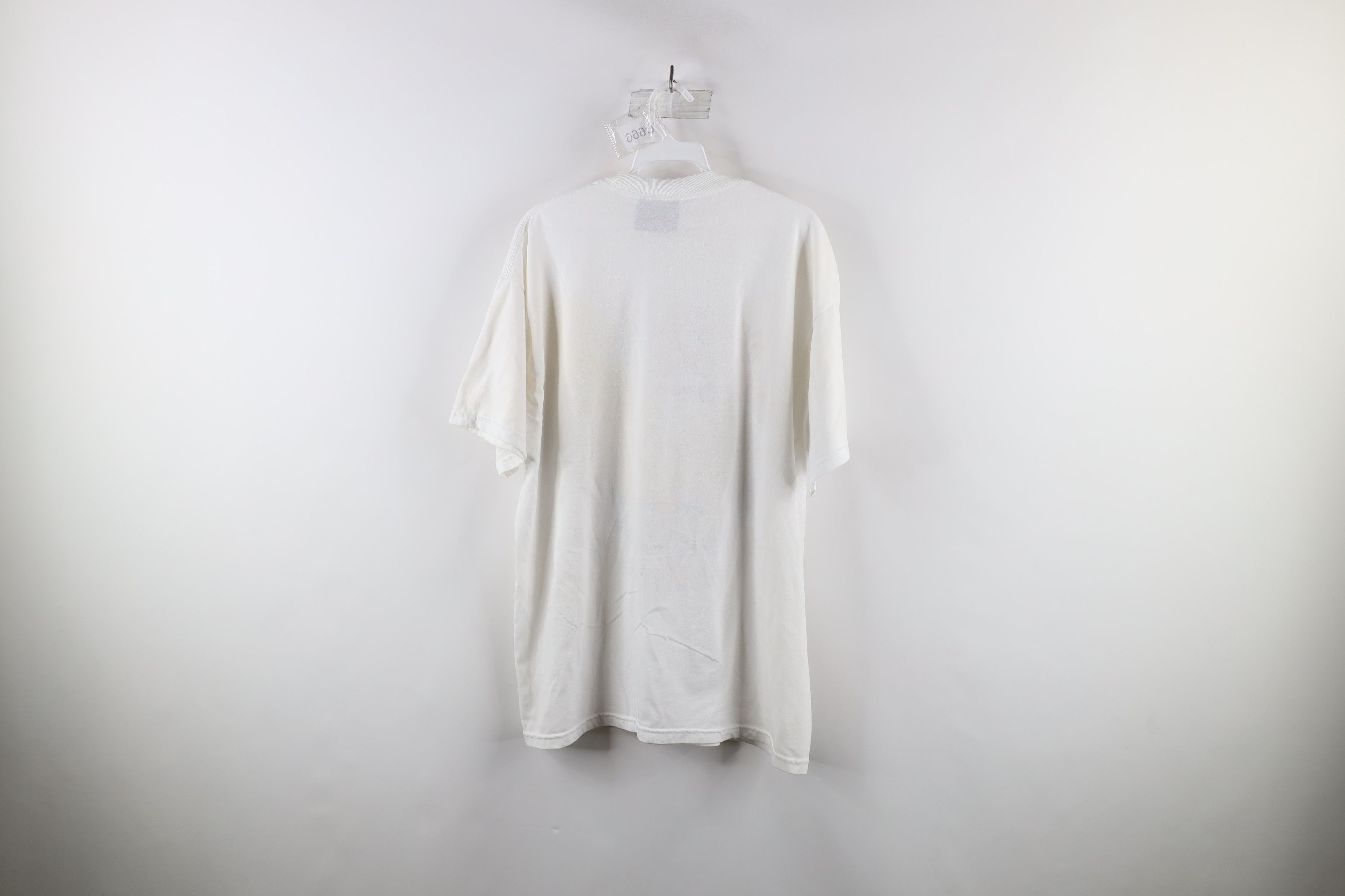Vintage Vintage 90s Streetwear Beach Survivor Naked T-Shirt White Size US L / EU 52-54 / 3 - 6 Thumbnail