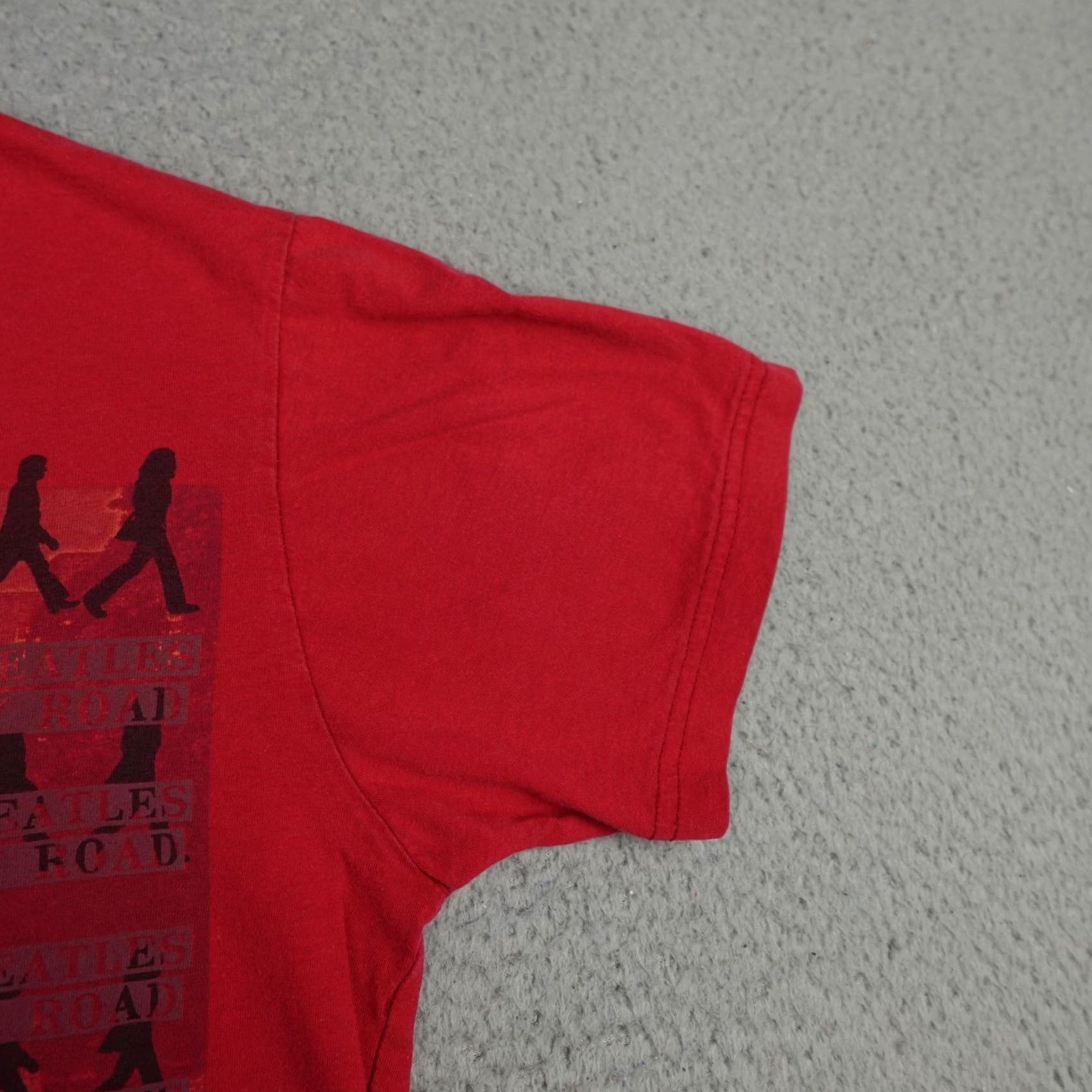 Vintage VINTAGE Beatles Abbey Road Shirt Mens Medium Red Graphic Band Tee Short Sleeve Size US M / EU 48-50 / 2 - 4 Thumbnail