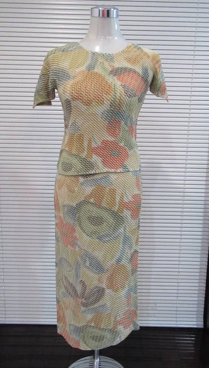 Issey Miyake Issey Miyake Yellow Short Sleeve Size M / US 6-8 / IT 42-44 - 2 Thumbnail