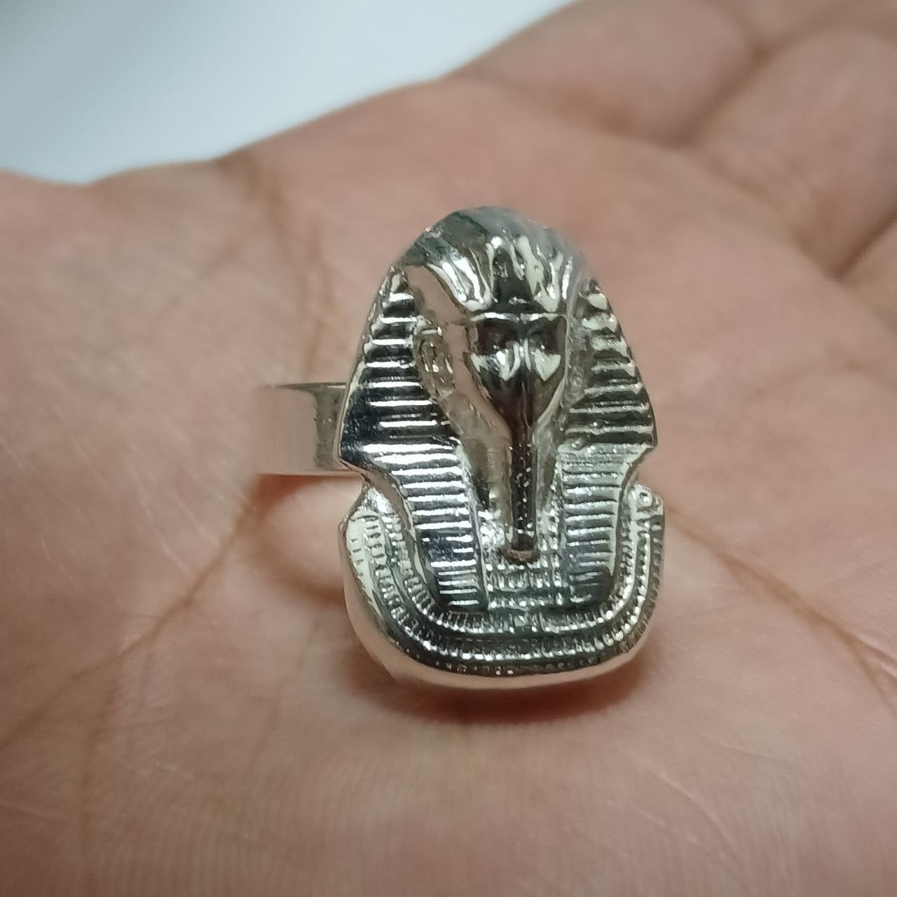 Other A silver-plated pharaonic ring inspired by King Tutankhamun Size ONE SIZE - 2 Thumbnail