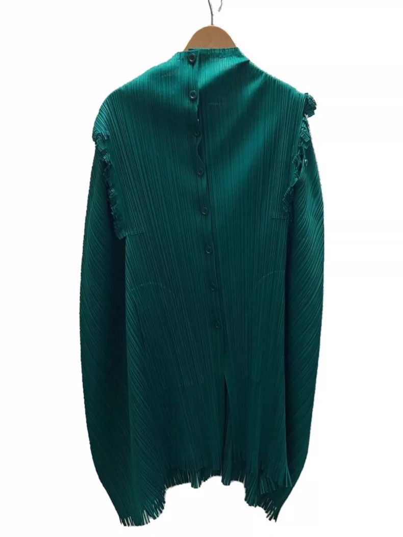 Issey Miyake Issey Miyake Irregular-shaped pleated top Size L / US 10 / IT 46 - 1 Thumbnail