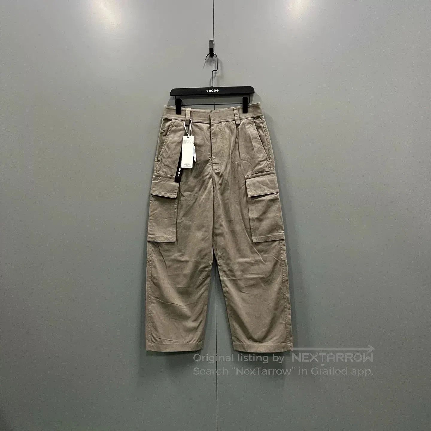Bottega Veneta Bottega Veneta Beige Wide. Size US 36 / EU 52 - 1 Thumbnail
