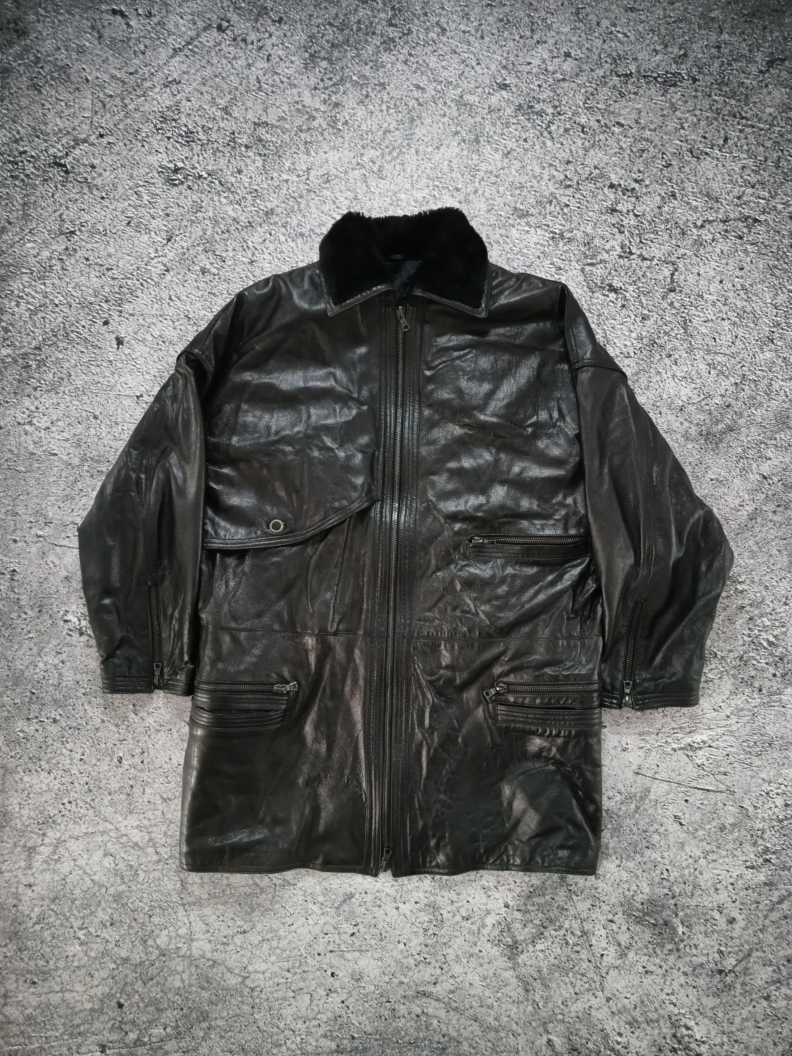 Versace Gianni Versace vintage coat Size XL / US 12-14 / IT 48-50 - 1 Thumbnail