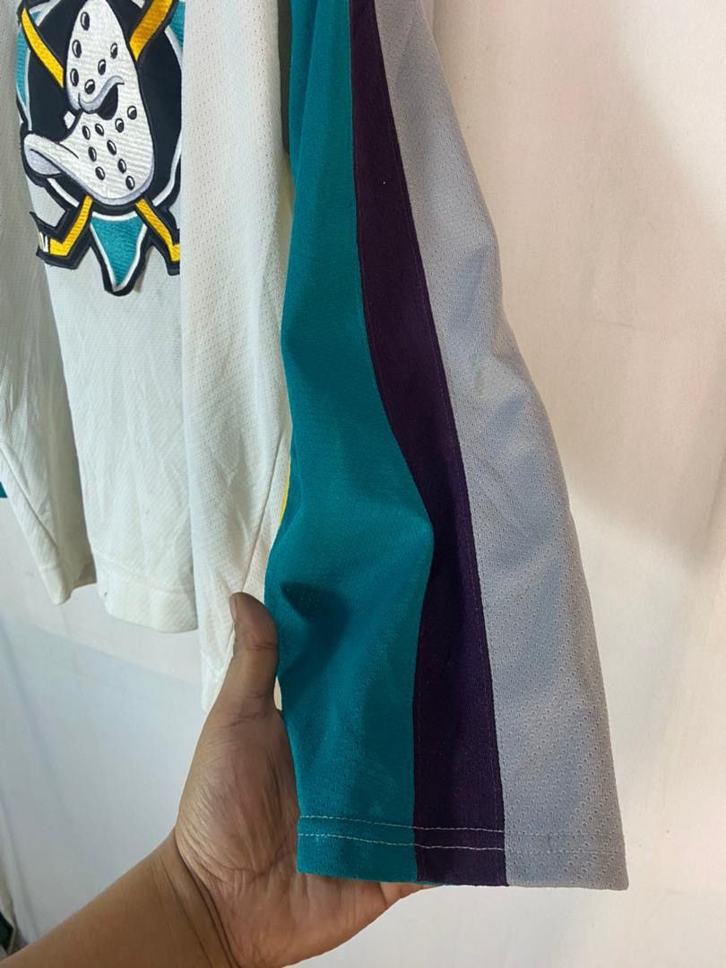 Ccm × NHL × Vintage Vintage mighty ducks hockey ice jersey with patches by ccm Size US M / EU 48-50 / 2 - 6 Thumbnail