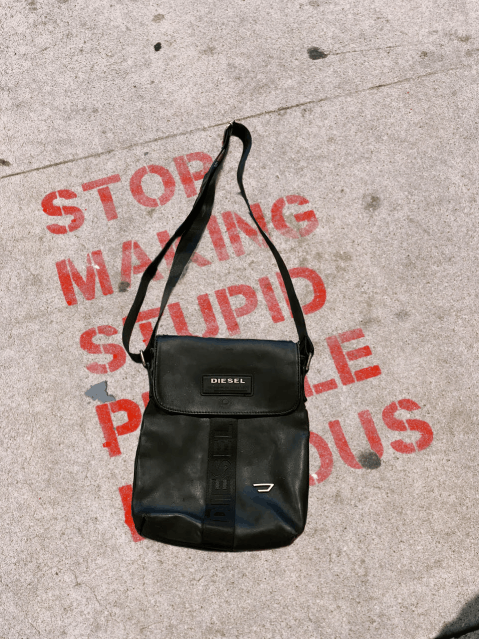 men's shoulder bag black logo Y2K Diesel